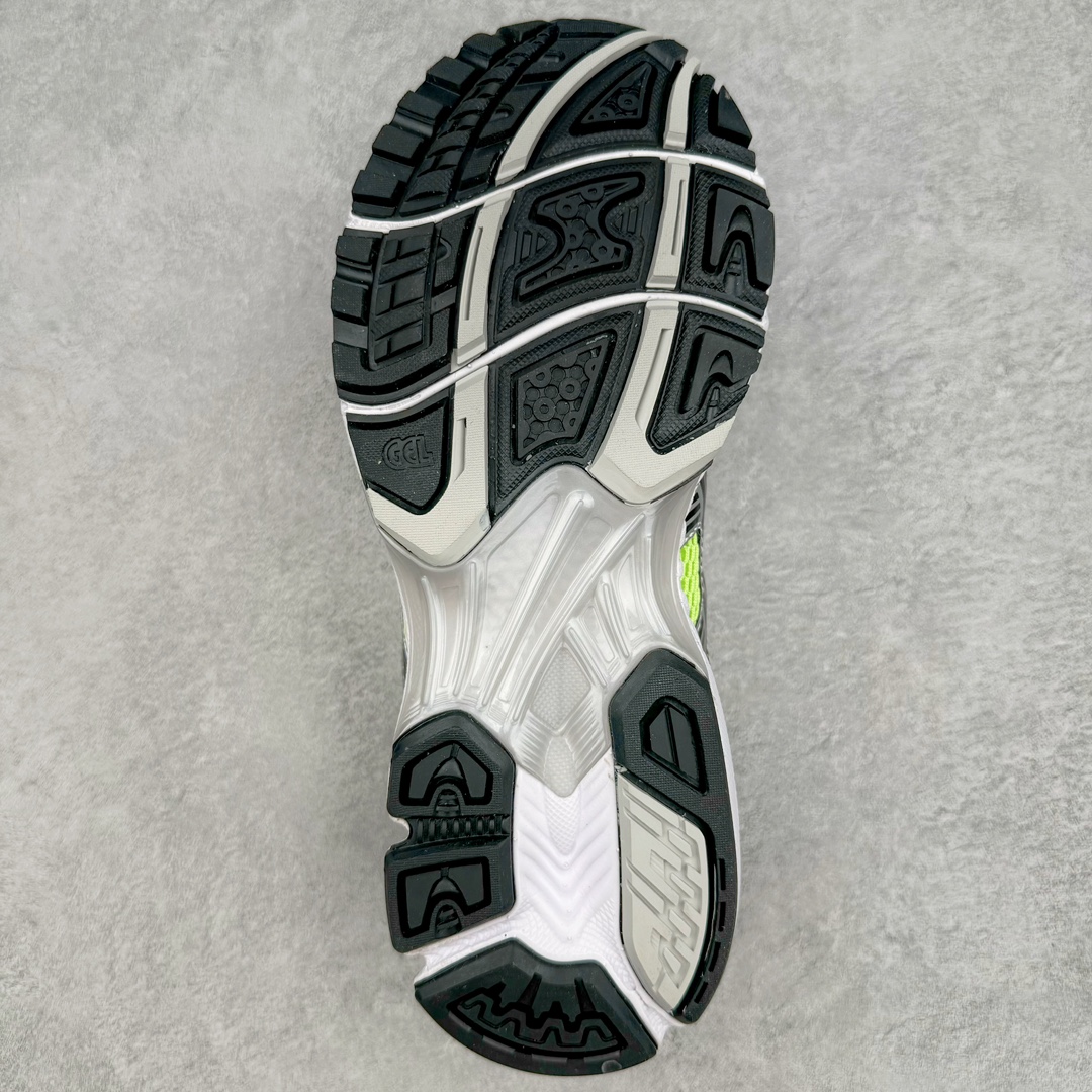 图片[9]-＃FA ASICS GEL-KAYANO 14 亚瑟士K14系列户外复古潮流百搭织物合成革缓震休闲跑步鞋 原装纸板楦头开发 独家私模五层组合大底 原厂定制缓震硅胶加持 原盒原配 官方四联吊牌 原装Ortholite轻量化鞋垫 设计师 Hidenori Yamashita 以「Flash」一词为灵感 创造出未来感金属色鞋面 改造升级内在性能 由内而外全面革新 为 GEL-KAYANO 家族传承及经典跑鞋文化的延续 创下里程碑式作品 K14跑鞋重新诠释了复古的跑步形状 并以其 2000 年代后期的美学理念重新铺装 银色与蓝色的鞋面极为高档 网面铺陈与鞋面、鞋头多处细节位增添了透气性 鞋后跟部中底上以及多密度耐磨鞋底增加了 GEL 缓震胶 提供高抗冲击性、缓冲性、可保护脚部免受地面冲击的影响 穿着舒适性十足 尺码：35.5 36 37 37.5 38 39 39.5 40.5 41.5 42 42.5 43.5 44 45-选品中心