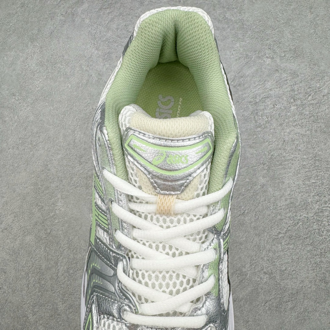 图片[5]-＃FA ASICS GEL-KAYANO 14 亚瑟士K14系列户外复古潮流百搭织物合成革缓震休闲跑步鞋 原装纸板楦头开发 独家私模五层组合大底 原厂定制缓震硅胶加持 原盒原配 官方四联吊牌 原装Ortholite轻量化鞋垫 设计师 Hidenori Yamashita 以「Flash」一词为灵感 创造出未来感金属色鞋面 改造升级内在性能 由内而外全面革新 为 GEL-KAYANO 家族传承及经典跑鞋文化的延续 创下里程碑式作品 K14跑鞋重新诠释了复古的跑步形状 并以其 2000 年代后期的美学理念重新铺装 银色与蓝色的鞋面极为高档 网面铺陈与鞋面、鞋头多处细节位增添了透气性 鞋后跟部中底上以及多密度耐磨鞋底增加了 GEL 缓震胶 提供高抗冲击性、缓冲性、可保护脚部免受地面冲击的影响 穿着舒适性十足 尺码：35.5 36 37 37.5 38 39 39.5 40.5 41.5 42 42.5 43.5 44 45-选品中心