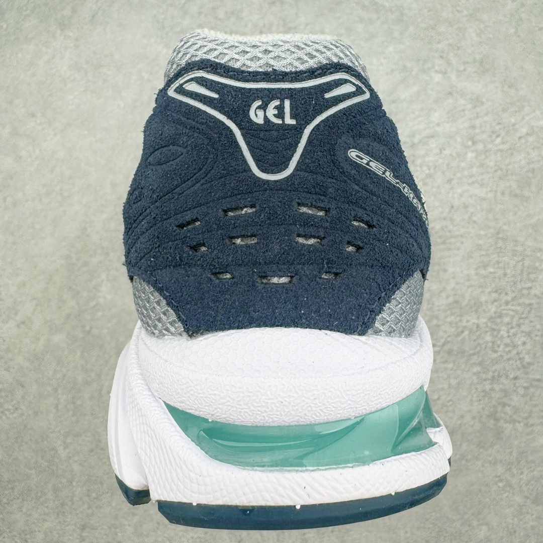 图片[8]-＃FA ASICS GEL-KAYANO 14 亚瑟士K14系列户外复古潮流百搭织物合成革缓震休闲跑步鞋 原装纸板楦头开发 独家私模五层组合大底 原厂定制缓震硅胶加持 原盒原配 官方四联吊牌 原装Ortholite轻量化鞋垫 设计师 Hidenori Yamashita 以「Flash」一词为灵感 创造出未来感金属色鞋面 改造升级内在性能 由内而外全面革新 为 GEL-KAYANO 家族传承及经典跑鞋文化的延续 创下里程碑式作品 K14跑鞋重新诠释了复古的跑步形状 并以其 2000 年代后期的美学理念重新铺装 银色与蓝色的鞋面极为高档 网面铺陈与鞋面、鞋头多处细节位增添了透气性 鞋后跟部中底上以及多密度耐磨鞋底增加了 GEL 缓震胶 提供高抗冲击性、缓冲性、可保护脚部免受地面冲击的影响 穿着舒适性十足 尺码：35.5 36 37 37.5 38 39 39.5 40.5 41.5 42 42.5 43.5 44 45-选品中心