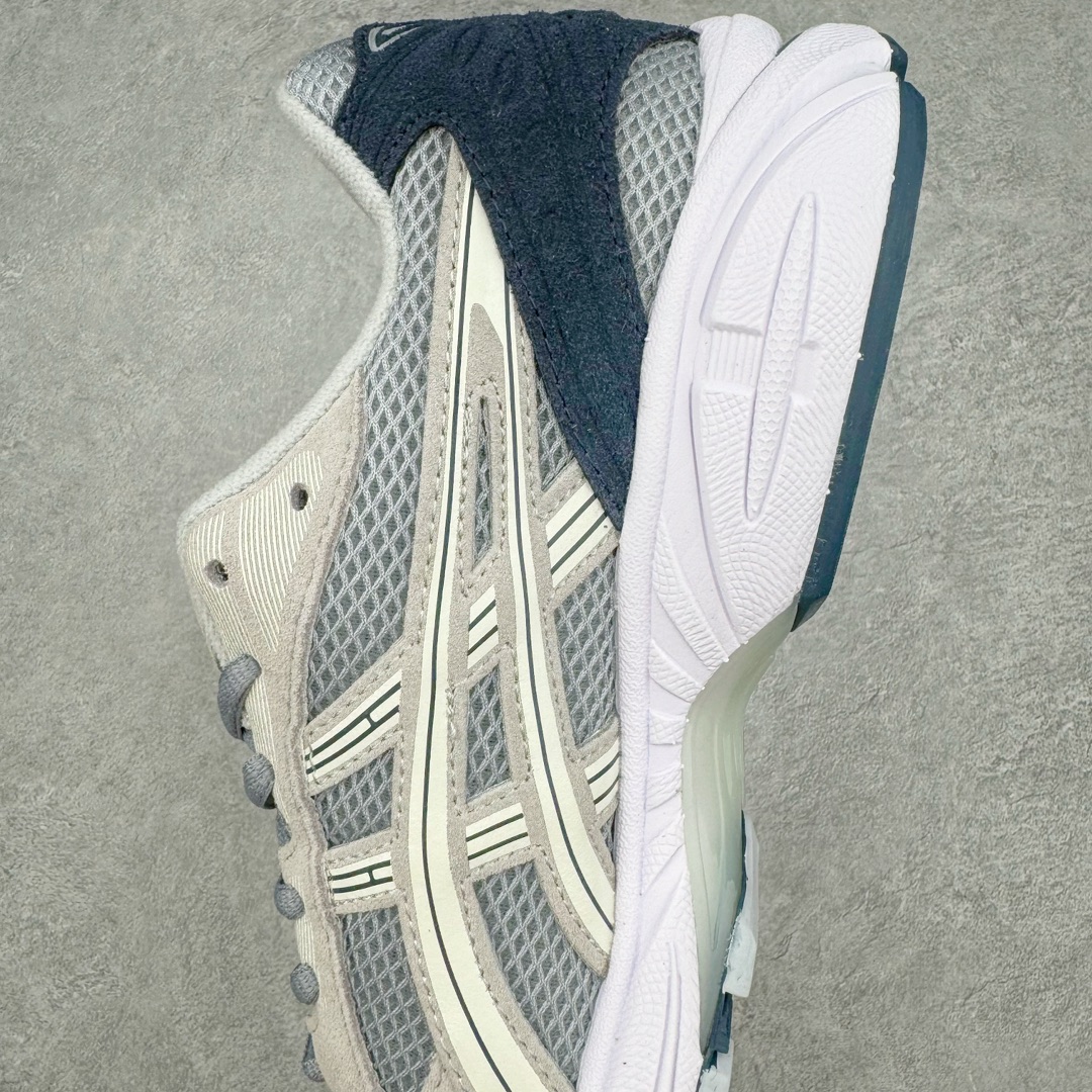 图片[7]-＃FA ASICS GEL-KAYANO 14 亚瑟士K14系列户外复古潮流百搭织物合成革缓震休闲跑步鞋 原装纸板楦头开发 独家私模五层组合大底 原厂定制缓震硅胶加持 原盒原配 官方四联吊牌 原装Ortholite轻量化鞋垫 设计师 Hidenori Yamashita 以「Flash」一词为灵感 创造出未来感金属色鞋面 改造升级内在性能 由内而外全面革新 为 GEL-KAYANO 家族传承及经典跑鞋文化的延续 创下里程碑式作品 K14跑鞋重新诠释了复古的跑步形状 并以其 2000 年代后期的美学理念重新铺装 银色与蓝色的鞋面极为高档 网面铺陈与鞋面、鞋头多处细节位增添了透气性 鞋后跟部中底上以及多密度耐磨鞋底增加了 GEL 缓震胶 提供高抗冲击性、缓冲性、可保护脚部免受地面冲击的影响 穿着舒适性十足 尺码：35.5 36 37 37.5 38 39 39.5 40.5 41.5 42 42.5 43.5 44 45-选品中心