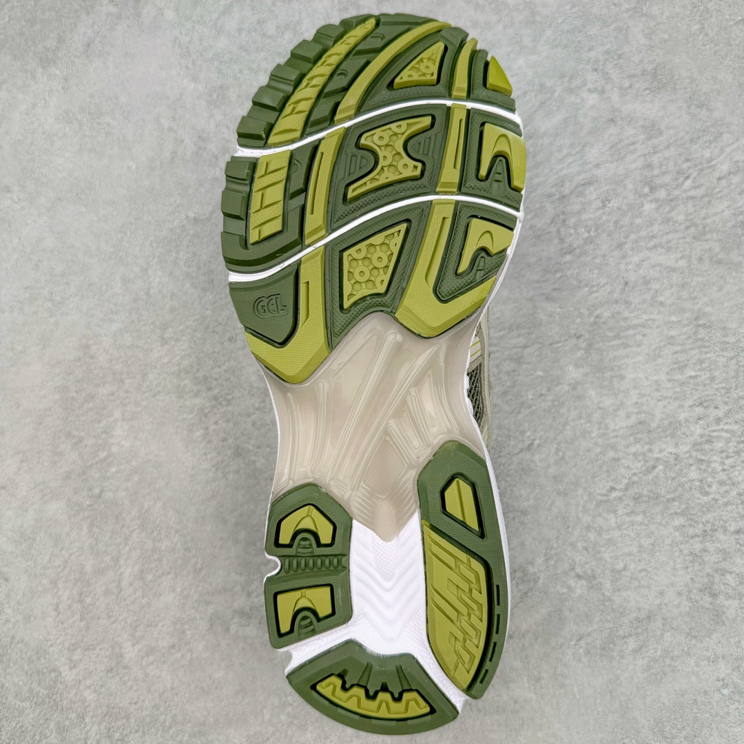 图片[9]-＃FA ASICS GEL-KAYANO 14 亚瑟士K14系列户外复古潮流百搭织物合成革缓震休闲跑步鞋 原装纸板楦头开发 独家私模五层组合大底 原厂定制缓震硅胶加持 原盒原配 官方四联吊牌 原装Ortholite轻量化鞋垫 设计师 Hidenori Yamashita 以「Flash」一词为灵感 创造出未来感金属色鞋面 改造升级内在性能 由内而外全面革新 为 GEL-KAYANO 家族传承及经典跑鞋文化的延续 创下里程碑式作品 K14跑鞋重新诠释了复古的跑步形状 并以其 2000 年代后期的美学理念重新铺装 银色与蓝色的鞋面极为高档 网面铺陈与鞋面、鞋头多处细节位增添了透气性 鞋后跟部中底上以及多密度耐磨鞋底增加了 GEL 缓震胶 提供高抗冲击性、缓冲性、可保护脚部免受地面冲击的影响 穿着舒适性十足 尺码：35.5 36 37 37.5 38 39 39.5 40.5 41.5 42 42.5 43.5 44 45-选品中心