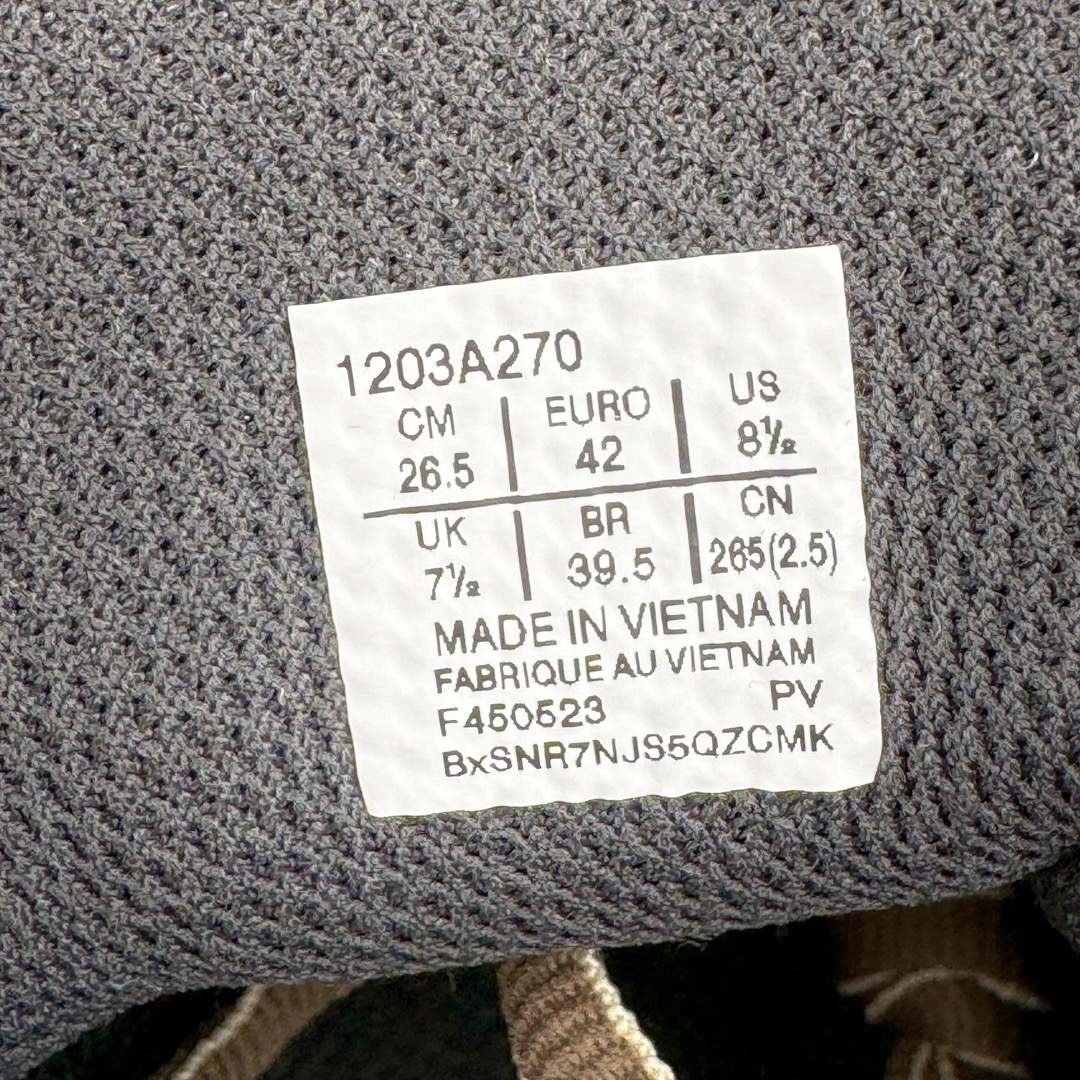 图片[16]-＃FA ASICS Gel-Quantum Kinetic 亚瑟士量子动能系列轻量全掌硅胶缓震休闲运动跑步鞋 ASICS以其独特匠心与科技魅力持续在运动鞋领域掀起新风尚今春二月GEL-Quantum Kinetic系列再度破茧而出携两款全新配色震撼回归倾力演绎运动潮流的无限可能 凝聚了卓越的科技创新与深厚的设计底蕴搭载先进的GEL缓震科技将每一次冲击力转化为平稳推进的动力为你提供前所未有的舒适体验与卓越的缓震保护性能 巧妙融合时尚元素与运动美学无论在街头还是赛道诠释不同情感与态度彰显独一无二的时尚运动风格尺码：36 37 37.5 38 39 39.5 40 40.5 41.5 42 42.5 43.5 44 44.5 45-选品中心