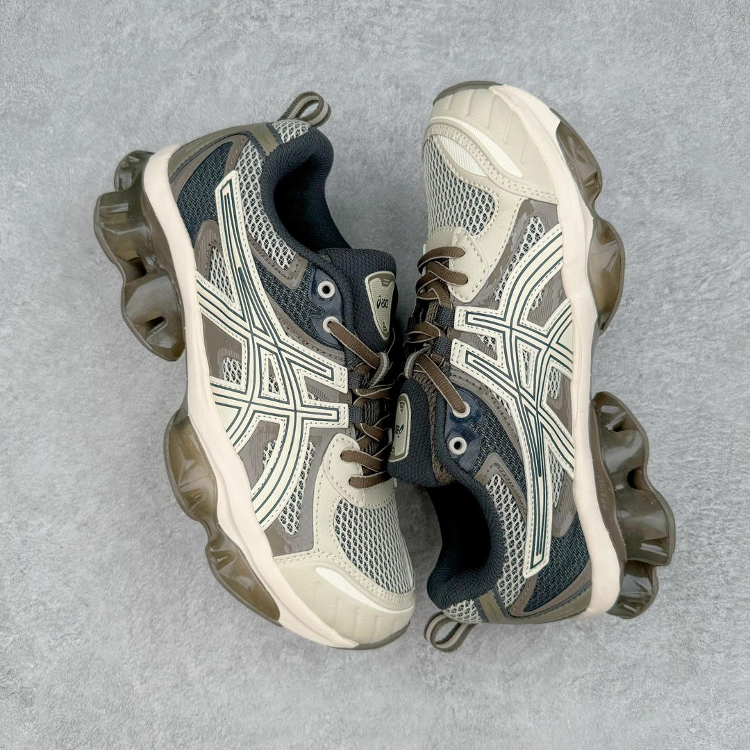 图片[3]-＃FA ASICS Gel-Quantum Kinetic 亚瑟士量子动能系列轻量全掌硅胶缓震休闲运动跑步鞋 ASICS以其独特匠心与科技魅力持续在运动鞋领域掀起新风尚今春二月GEL-Quantum Kinetic系列再度破茧而出携两款全新配色震撼回归倾力演绎运动潮流的无限可能 凝聚了卓越的科技创新与深厚的设计底蕴搭载先进的GEL缓震科技将每一次冲击力转化为平稳推进的动力为你提供前所未有的舒适体验与卓越的缓震保护性能 巧妙融合时尚元素与运动美学无论在街头还是赛道诠释不同情感与态度彰显独一无二的时尚运动风格尺码：36 37 37.5 38 39 39.5 40 40.5 41.5 42 42.5 43.5 44 44.5 45-选品中心