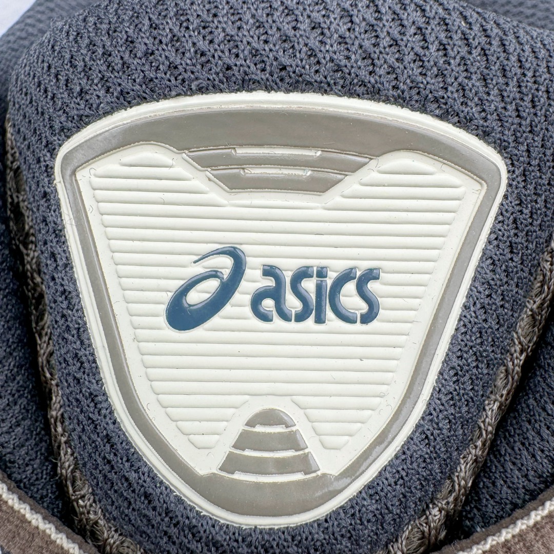 图片[15]-＃FA ASICS Gel-Quantum Kinetic 亚瑟士量子动能系列轻量全掌硅胶缓震休闲运动跑步鞋 ASICS以其独特匠心与科技魅力持续在运动鞋领域掀起新风尚今春二月GEL-Quantum Kinetic系列再度破茧而出携两款全新配色震撼回归倾力演绎运动潮流的无限可能 凝聚了卓越的科技创新与深厚的设计底蕴搭载先进的GEL缓震科技将每一次冲击力转化为平稳推进的动力为你提供前所未有的舒适体验与卓越的缓震保护性能 巧妙融合时尚元素与运动美学无论在街头还是赛道诠释不同情感与态度彰显独一无二的时尚运动风格尺码：36 37 37.5 38 39 39.5 40 40.5 41.5 42 42.5 43.5 44 44.5 45-选品中心