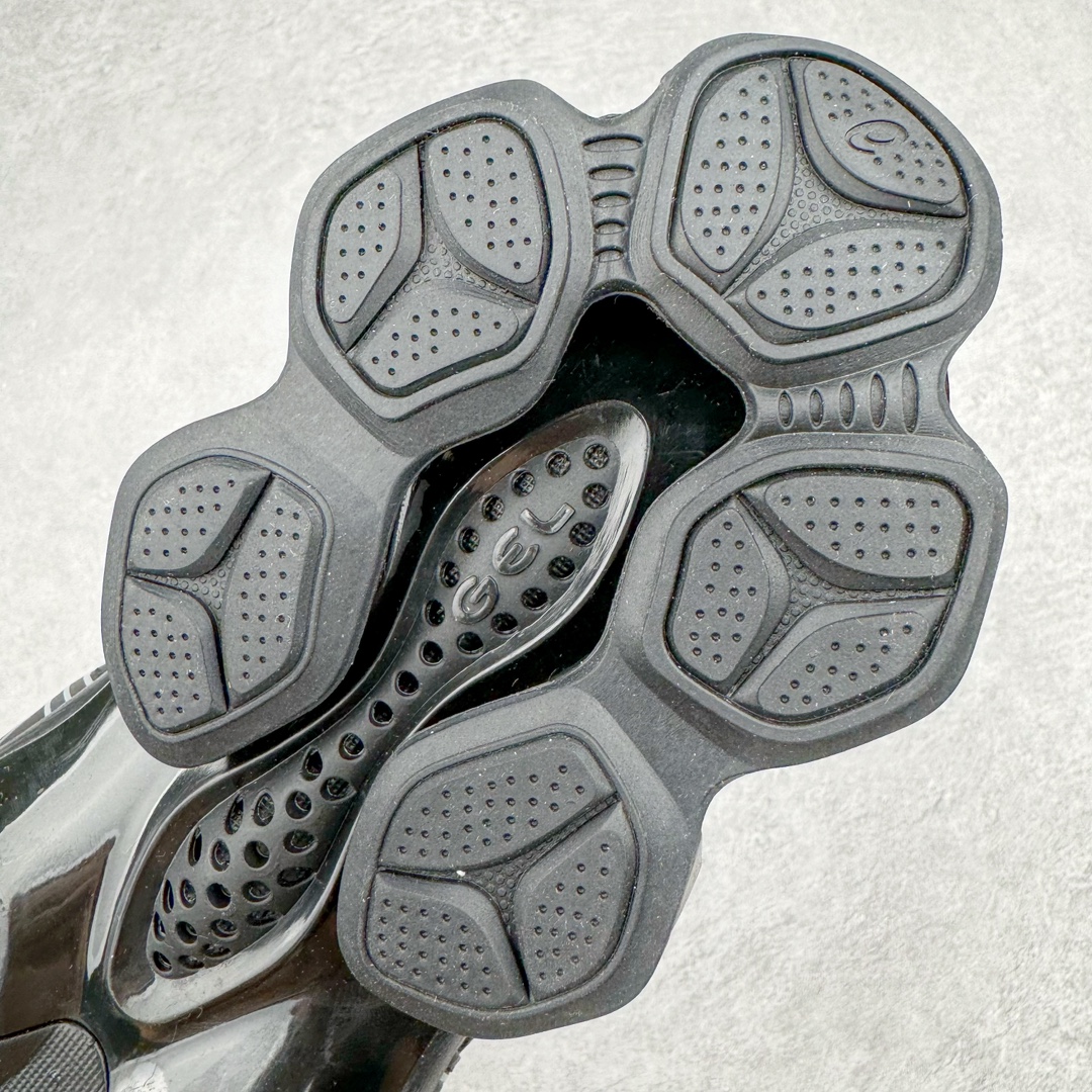 图片[12]-＃FA ASICS Gel-Quantum Kinetic 亚瑟士量子动能系列轻量全掌硅胶缓震休闲运动跑步鞋 ASICS以其独特匠心与科技魅力持续在运动鞋领域掀起新风尚今春二月GEL-Quantum Kinetic系列再度破茧而出携两款全新配色震撼回归倾力演绎运动潮流的无限可能 凝聚了卓越的科技创新与深厚的设计底蕴搭载先进的GEL缓震科技将每一次冲击力转化为平稳推进的动力为你提供前所未有的舒适体验与卓越的缓震保护性能 巧妙融合时尚元素与运动美学无论在街头还是赛道诠释不同情感与态度彰显独一无二的时尚运动风格尺码：36 37 37.5 38 39 39.5 40 40.5 41.5 42 42.5 43.5 44 44.5 45-选品中心