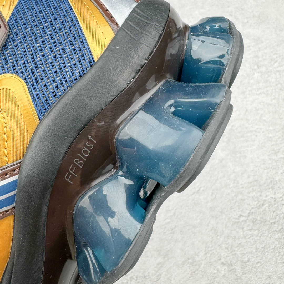 图片[14]-＃FA ASICS Gel-Quantum Kinetic 亚瑟士量子动能系列轻量全掌硅胶缓震休闲运动跑步鞋 ASICS以其独特匠心与科技魅力持续在运动鞋领域掀起新风尚今春二月GEL-Quantum Kinetic系列再度破茧而出携两款全新配色震撼回归倾力演绎运动潮流的无限可能 凝聚了卓越的科技创新与深厚的设计底蕴搭载先进的GEL缓震科技将每一次冲击力转化为平稳推进的动力为你提供前所未有的舒适体验与卓越的缓震保护性能 巧妙融合时尚元素与运动美学无论在街头还是赛道诠释不同情感与态度彰显独一无二的时尚运动风格尺码：36 37 37.5 38 39 39.5 40 40.5 41.5 42 42.5 43.5 44 44.5 45-选品中心