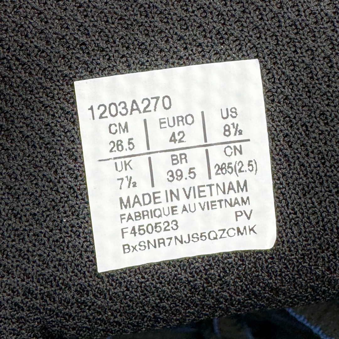 图片[17]-＃FA ASICS Gel-Quantum Kinetic 亚瑟士量子动能系列轻量全掌硅胶缓震休闲运动跑步鞋 ASICS以其独特匠心与科技魅力持续在运动鞋领域掀起新风尚今春二月GEL-Quantum Kinetic系列再度破茧而出携两款全新配色震撼回归倾力演绎运动潮流的无限可能 凝聚了卓越的科技创新与深厚的设计底蕴搭载先进的GEL缓震科技将每一次冲击力转化为平稳推进的动力为你提供前所未有的舒适体验与卓越的缓震保护性能 巧妙融合时尚元素与运动美学无论在街头还是赛道诠释不同情感与态度彰显独一无二的时尚运动风格尺码：36 37 37.5 38 39 39.5 40 40.5 41.5 42 42.5 43.5 44 44.5 45-选品中心