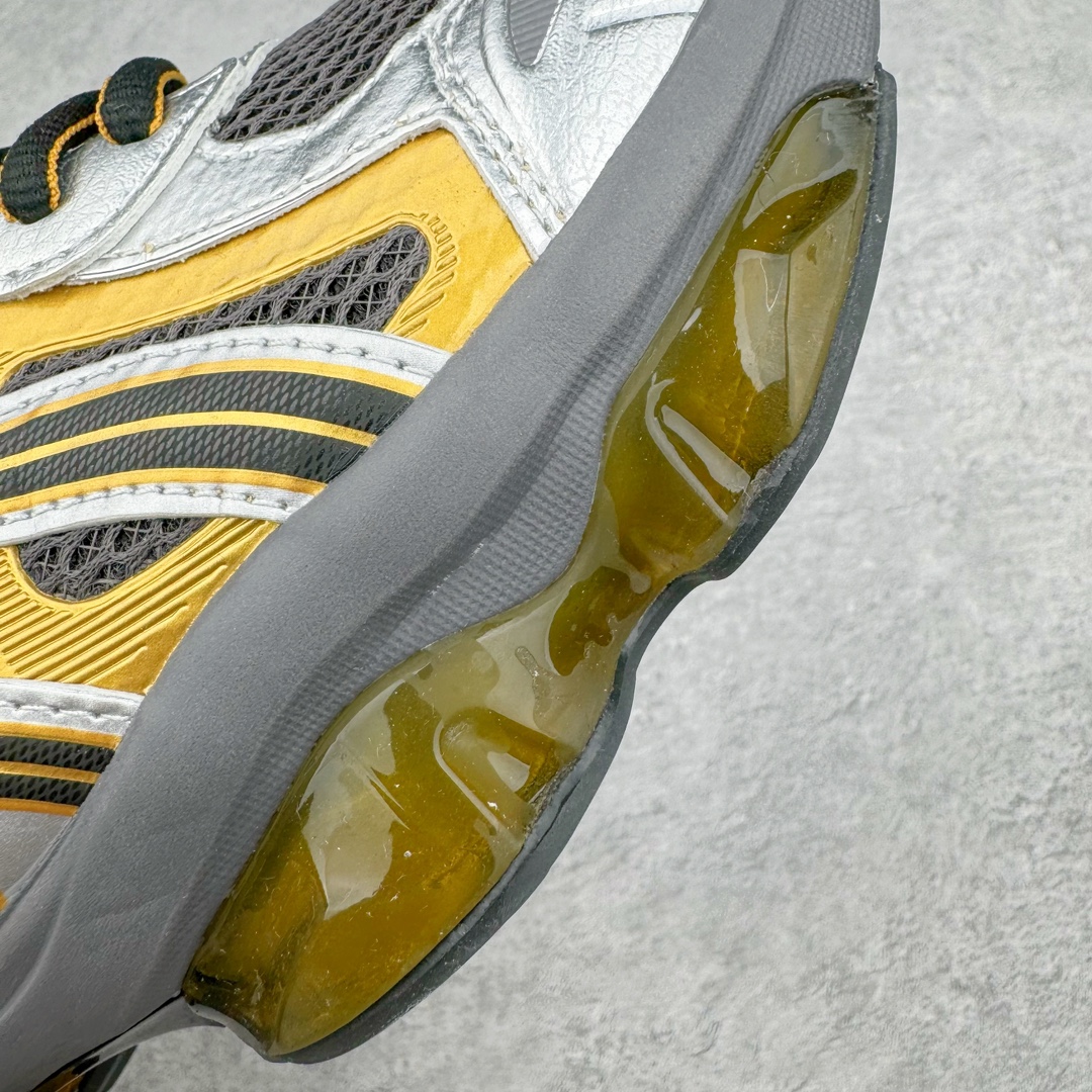 图片[10]-＃FA ASICS Gel-Quantum Kinetic 亚瑟士量子动能系列轻量全掌硅胶缓震休闲运动跑步鞋 ASICS以其独特匠心与科技魅力持续在运动鞋领域掀起新风尚今春二月GEL-Quantum Kinetic系列再度破茧而出携两款全新配色震撼回归倾力演绎运动潮流的无限可能 凝聚了卓越的科技创新与深厚的设计底蕴搭载先进的GEL缓震科技将每一次冲击力转化为平稳推进的动力为你提供前所未有的舒适体验与卓越的缓震保护性能 巧妙融合时尚元素与运动美学无论在街头还是赛道诠释不同情感与态度彰显独一无二的时尚运动风格尺码：36 37 37.5 38 39 39.5 40 40.5 41.5 42 42.5 43.5 44 44.5 45-选品中心