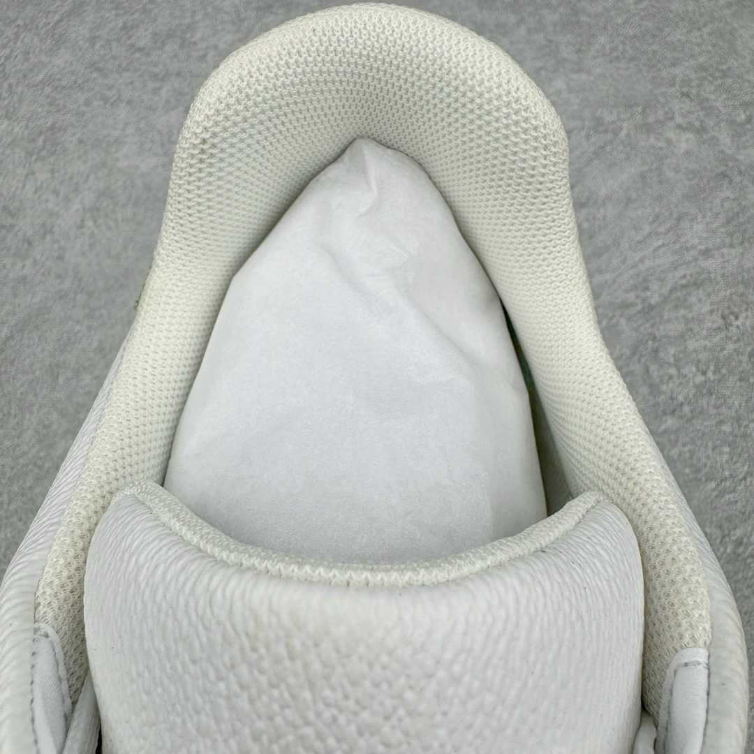 图片[18]-＃GD广顶 Louis Vuitton Trainer lv路易威登时装走秀运动时尚板鞋 外贸零售特供批次 2023全新纸板数据 印花高频效果碾压市面 市售天花板产物 耗时半年巨作 全套原厂新版原纸板楦头开发 原厂特供皮料加持 市场所有版本中综合最强的货品 GD实力大厂出品 全网最全配色更新最快 最成熟的做工稳定的品控 完美鞋型超高的清洁度 零毛边线头瑕疵 全套原楦原纸版原鞋开模 全网最具灵魂的版型 正确原装黄色鞋盒 正确中底印花 鞋面印花3D高频深度立体 全鞋电脑针车 紧密相连 针距密度一致 环保乳胶注塑鞋垫 厚度脚感还原原版 皮面裁剪部位 统一油边封口工艺 原装橡胶大底含胶量大底组合零偏差 专柜全套包装 防尘袋 说明书 质保卡 男女鞋 尺码：35 36 37 38 39 40 41 42 43 44 45-选品中心