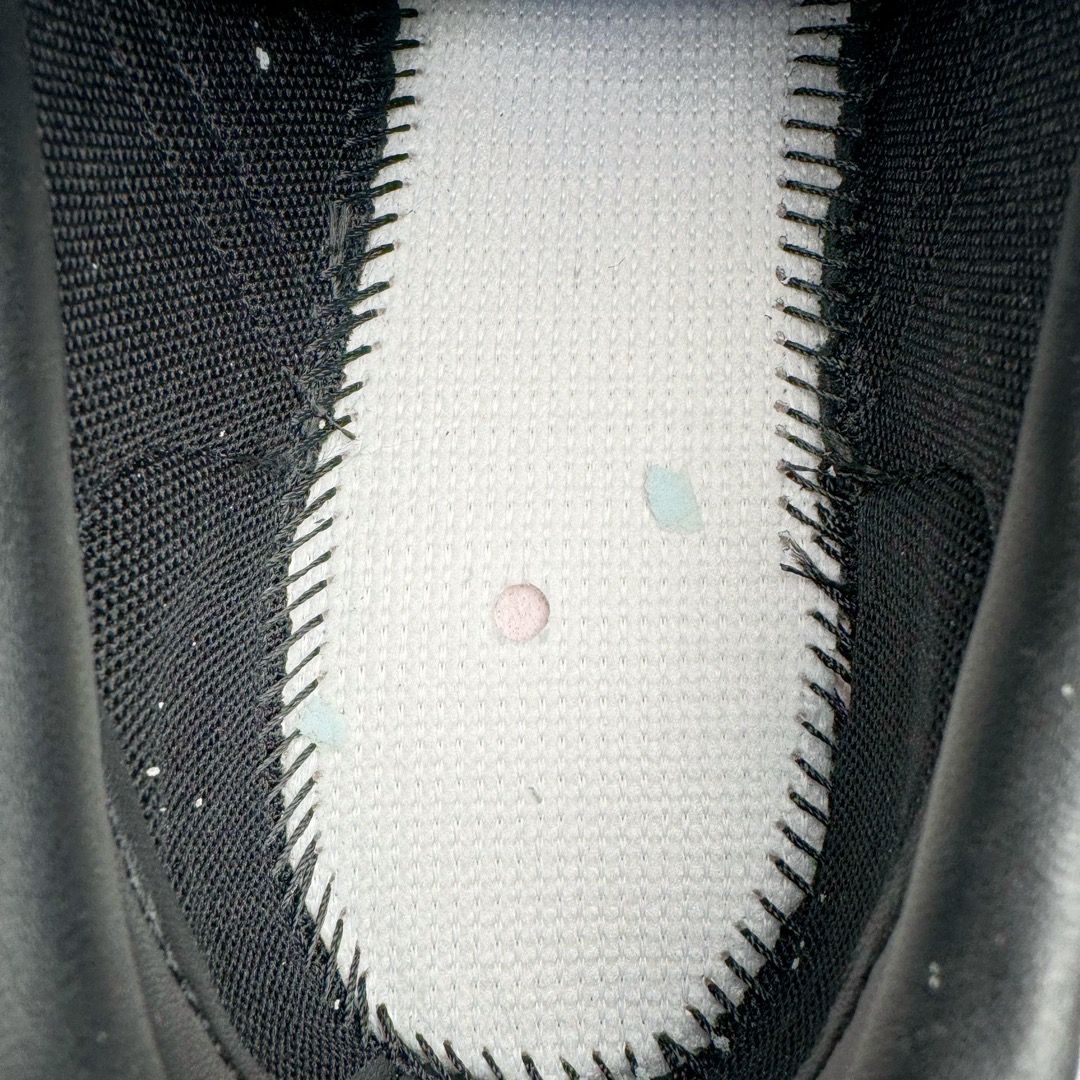 图片[11]-＃S2纯原 AD Originals Handball SPZL 手球运动员系列百搭休闲运动板鞋 黑绿 IH7491 口碑大厂出品 品控大底版型不断改良更新 原厂皮料 原装过验内外标加持 全套原纸板楦头开发 确保原汁原味 完美呈现桑巴版型 一比一鞋头弧度高度鞋身弧度 数据细节工艺流程均保持一致 这款来自阿迪达斯的这款HANDBALL SPZL前身是一双手球运动鞋 这一次拿来复刻 所以鞋面的主要色彩选用了黑色 鞋面外侧除了Spezial字母之外还有三叶草标志 Handball SPZL作为复古手球训练鞋与作为室内足球鞋的Samba有着异曲同工之处 但是质感更为出众的鞋身以及丰富的配色选择比起Samba来讲可以说是更胜一筹了 尺码：36 36⅔ 37⅓ 38 38⅔ 39⅓ 40 40⅔ 41⅓ 42 42⅔ 43⅓ 44 45-选品中心