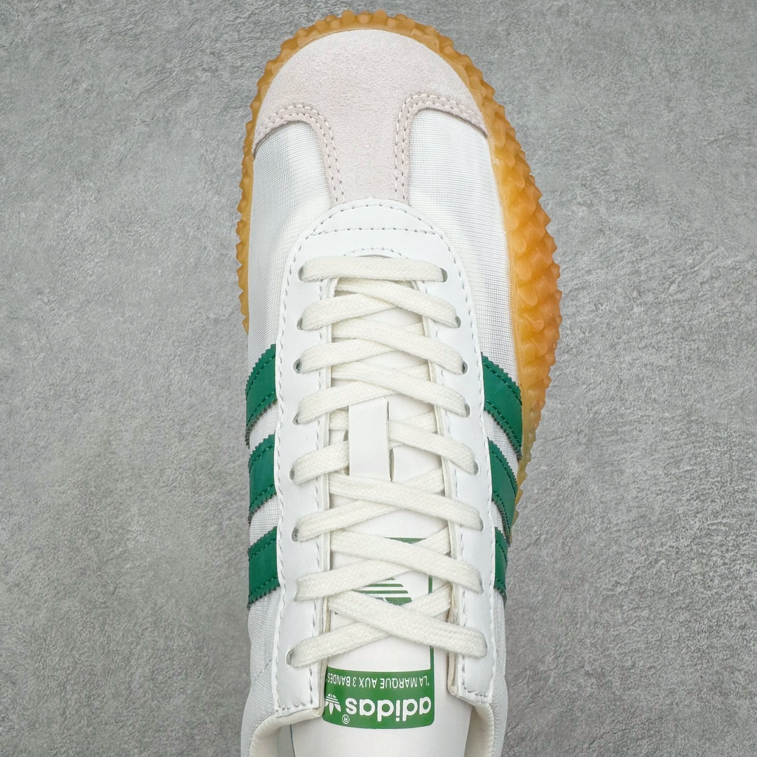 图片[4]-＃纯原 AD Originals Country x Kamanda卡曼达混合系列章鱼卷底复古锯齿休闲运动训练慢跑鞋 货号：G26797 今年推出的全新鞋型 Kamanda，由于其夸张独特的外底，被玩家们称为“鱿鱼卷”，关注度一直颇高。将经典跑鞋 Country 的鞋面移植到 Kamanda 外底上 鞋面使用轻薄的尼龙布搭配皮革打造，以白色搭配绿色点缀，无论用料质感还是配色都极具复古气息。外底为 Kamanda 标志性的上翻设计，造型前卫，与复古风鞋面形成鲜明反差。尺码：36 36.5 37.5 38 38.5 39 40 40.5 41 42 42.5 43 44 44.5 45-选品中心