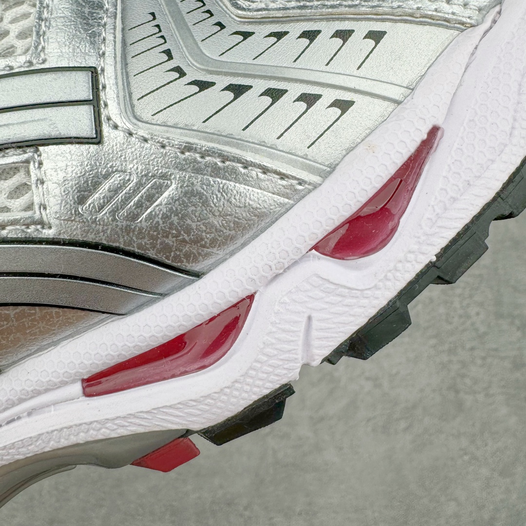 图片[15]-＃FA ASICS GEL-KAYANO 14 亚瑟士K14系列户外复古潮流百搭织物合成革缓震休闲跑步鞋 原装纸板楦头开发 独家私模五层组合大底 原厂定制缓震硅胶加持 原盒原配 官方四联吊牌 原装Ortholite轻量化鞋垫 设计师 Hidenori Yamashita 以「Flash」一词为灵感 创造出未来感金属色鞋面 改造升级内在性能 由内而外全面革新 为 GEL-KAYANO 家族传承及经典跑鞋文化的延续 创下里程碑式作品 K14跑鞋重新诠释了复古的跑步形状 并以其 2000 年代后期的美学理念重新铺装 银色与蓝色的鞋面极为高档 网面铺陈与鞋面、鞋头多处细节位增添了透气性 鞋后跟部中底上以及多密度耐磨鞋底增加了 GEL 缓震胶 提供高抗冲击性、缓冲性、可保护脚部免受地面冲击的影响 穿着舒适性十足 尺码：35.5 36 37 37.5 38 39 39.5 40.5 41.5 42 42.5 43.5 44 45-选品中心