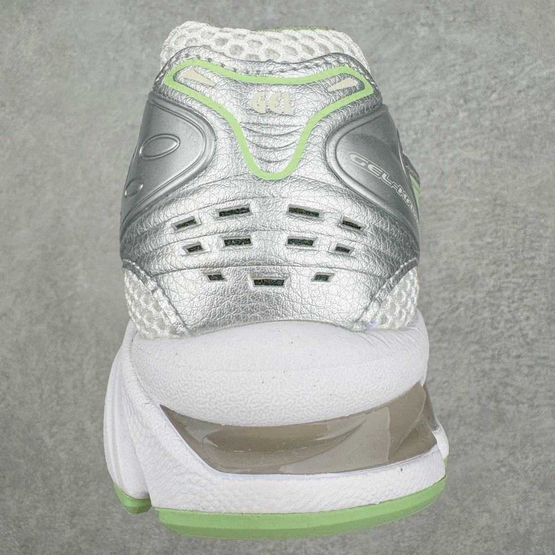 图片[8]-＃FA ASICS GEL-KAYANO 14 亚瑟士K14系列户外复古潮流百搭织物合成革缓震休闲跑步鞋 原装纸板楦头开发 独家私模五层组合大底 原厂定制缓震硅胶加持 原盒原配 官方四联吊牌 原装Ortholite轻量化鞋垫 设计师 Hidenori Yamashita 以「Flash」一词为灵感 创造出未来感金属色鞋面 改造升级内在性能 由内而外全面革新 为 GEL-KAYANO 家族传承及经典跑鞋文化的延续 创下里程碑式作品 K14跑鞋重新诠释了复古的跑步形状 并以其 2000 年代后期的美学理念重新铺装 银色与蓝色的鞋面极为高档 网面铺陈与鞋面、鞋头多处细节位增添了透气性 鞋后跟部中底上以及多密度耐磨鞋底增加了 GEL 缓震胶 提供高抗冲击性、缓冲性、可保护脚部免受地面冲击的影响 穿着舒适性十足 尺码：35.5 36 37 37.5 38 39 39.5 40.5 41.5 42 42.5 43.5 44 45-选品中心