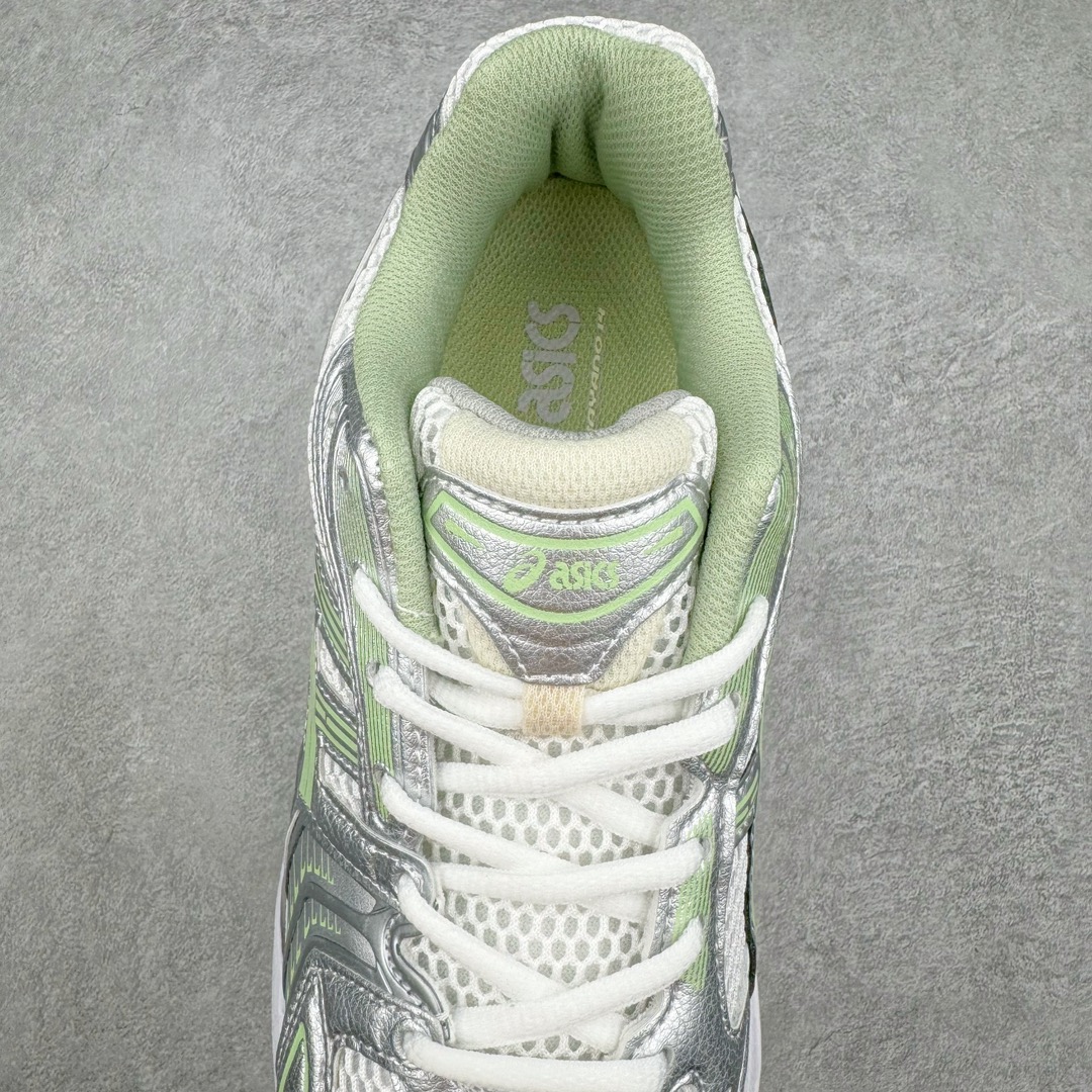 图片[5]-＃FA ASICS GEL-KAYANO 14 亚瑟士K14系列户外复古潮流百搭织物合成革缓震休闲跑步鞋 原装纸板楦头开发 独家私模五层组合大底 原厂定制缓震硅胶加持 原盒原配 官方四联吊牌 原装Ortholite轻量化鞋垫 设计师 Hidenori Yamashita 以「Flash」一词为灵感 创造出未来感金属色鞋面 改造升级内在性能 由内而外全面革新 为 GEL-KAYANO 家族传承及经典跑鞋文化的延续 创下里程碑式作品 K14跑鞋重新诠释了复古的跑步形状 并以其 2000 年代后期的美学理念重新铺装 银色与蓝色的鞋面极为高档 网面铺陈与鞋面、鞋头多处细节位增添了透气性 鞋后跟部中底上以及多密度耐磨鞋底增加了 GEL 缓震胶 提供高抗冲击性、缓冲性、可保护脚部免受地面冲击的影响 穿着舒适性十足 尺码：35.5 36 37 37.5 38 39 39.5 40.5 41.5 42 42.5 43.5 44 45-选品中心