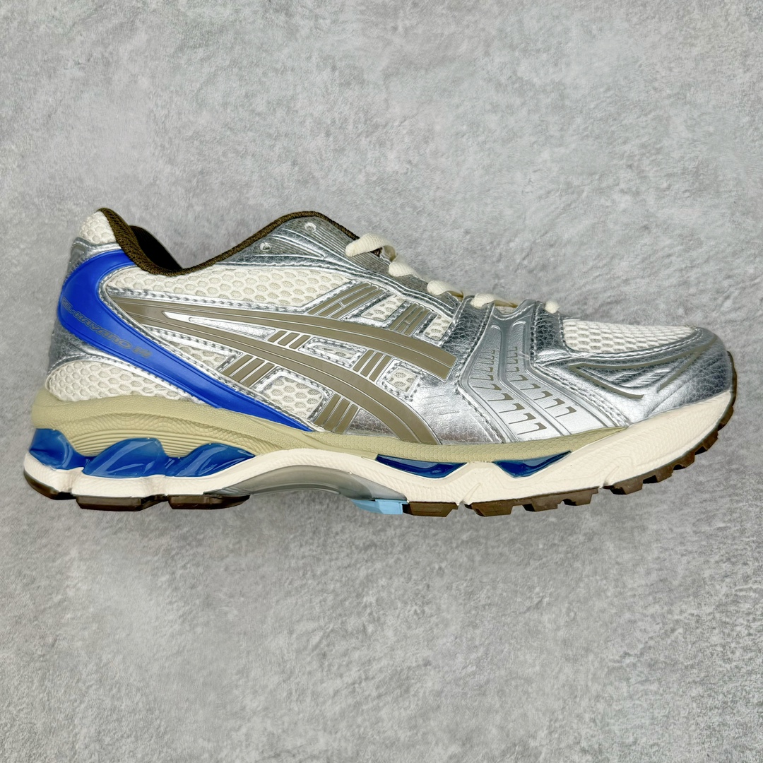 ＃FA ASICS GEL-KAYANO 14 亚瑟士K14系列户外复古潮流百搭织物合成革缓震休闲跑步鞋 原装纸板楦头开发 独家私模五层组合大底 原厂定制缓震硅胶加持 原盒原配 官方四联吊牌 原装Ortholite轻量化鞋垫 设计师 Hidenori Yamashita 以「Flash」一词为灵感 创造出未来感金属色鞋面 改造升级内在性能 由内而外全面革新 为 GEL-KAYANO 家族传承及经典跑鞋文化的延续 创下里程碑式作品 K14跑鞋重新诠释了复古的跑步形状 并以其 2000 年代后期的美学理念重新铺装 银色与蓝色的鞋面极为高档 网面铺陈与鞋面、鞋头多处细节位增添了透气性 鞋后跟部中底上以及多密度耐磨鞋底增加了 GEL 缓震胶 提供高抗冲击性、缓冲性、可保护脚部免受地面冲击的影响 穿着舒适性十足 尺码：35.5 36 37 37.5 38 39 39.5 40.5 41.5 42 42.5 43.5 44 45-选品中心
