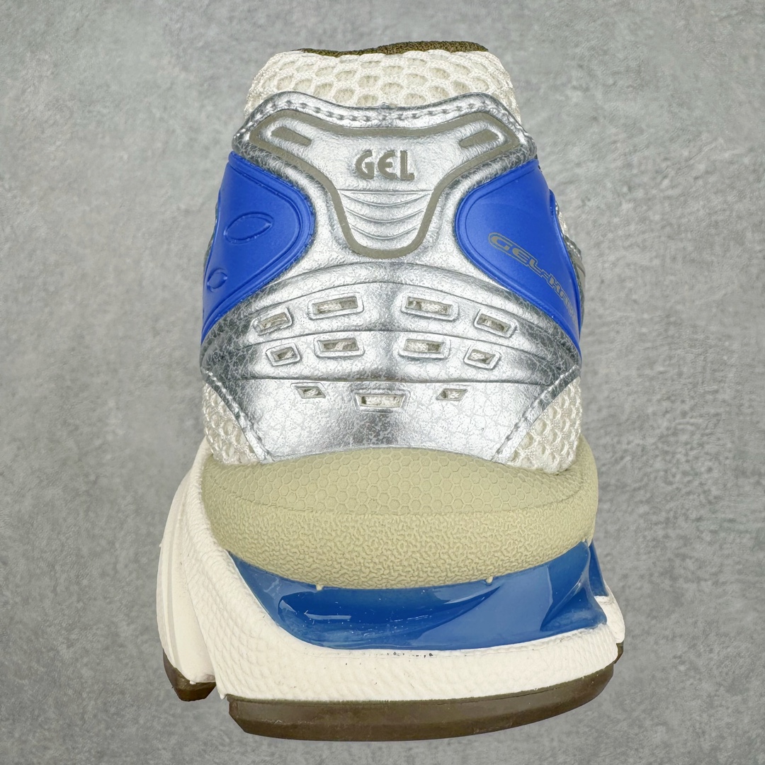 图片[8]-＃FA ASICS GEL-KAYANO 14 亚瑟士K14系列户外复古潮流百搭织物合成革缓震休闲跑步鞋 原装纸板楦头开发 独家私模五层组合大底 原厂定制缓震硅胶加持 原盒原配 官方四联吊牌 原装Ortholite轻量化鞋垫 设计师 Hidenori Yamashita 以「Flash」一词为灵感 创造出未来感金属色鞋面 改造升级内在性能 由内而外全面革新 为 GEL-KAYANO 家族传承及经典跑鞋文化的延续 创下里程碑式作品 K14跑鞋重新诠释了复古的跑步形状 并以其 2000 年代后期的美学理念重新铺装 银色与蓝色的鞋面极为高档 网面铺陈与鞋面、鞋头多处细节位增添了透气性 鞋后跟部中底上以及多密度耐磨鞋底增加了 GEL 缓震胶 提供高抗冲击性、缓冲性、可保护脚部免受地面冲击的影响 穿着舒适性十足 尺码：35.5 36 37 37.5 38 39 39.5 40.5 41.5 42 42.5 43.5 44 45-选品中心
