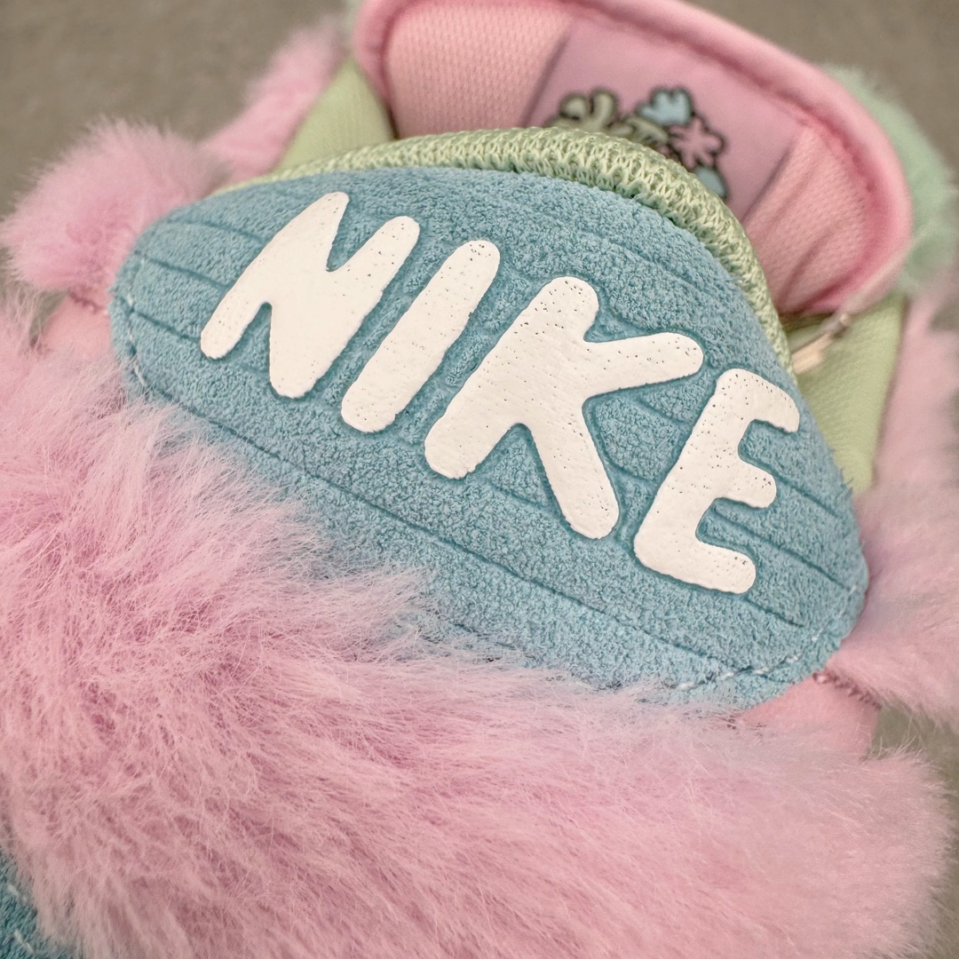 图片[16]-＃S2纯原 Verdy x NK SB Dunk Low “Visty” 联名 绒毛怪 蓝绿粉 货号：FN6040-400 独家原厂航空铝磨具打磨大底 鞋头坡度极致还原 原盒原配 圈内天花板工艺 原厂冲刀 超高清洁度 全鞋零毛边皮料切割 全套原楦原模倾力打造完美版型 采用原厂百宏鞋带以及原厂百宏织唛舌标 内标可供原厂几率过验 原厂中底布黄色点胶 原厂中底布拉帮走线遵循公司‼️尺码：36 36.5 37.5 38 38.5 39 40 40.5 41 42 42.5 43 44 44.5 45 46 47.5-选品中心