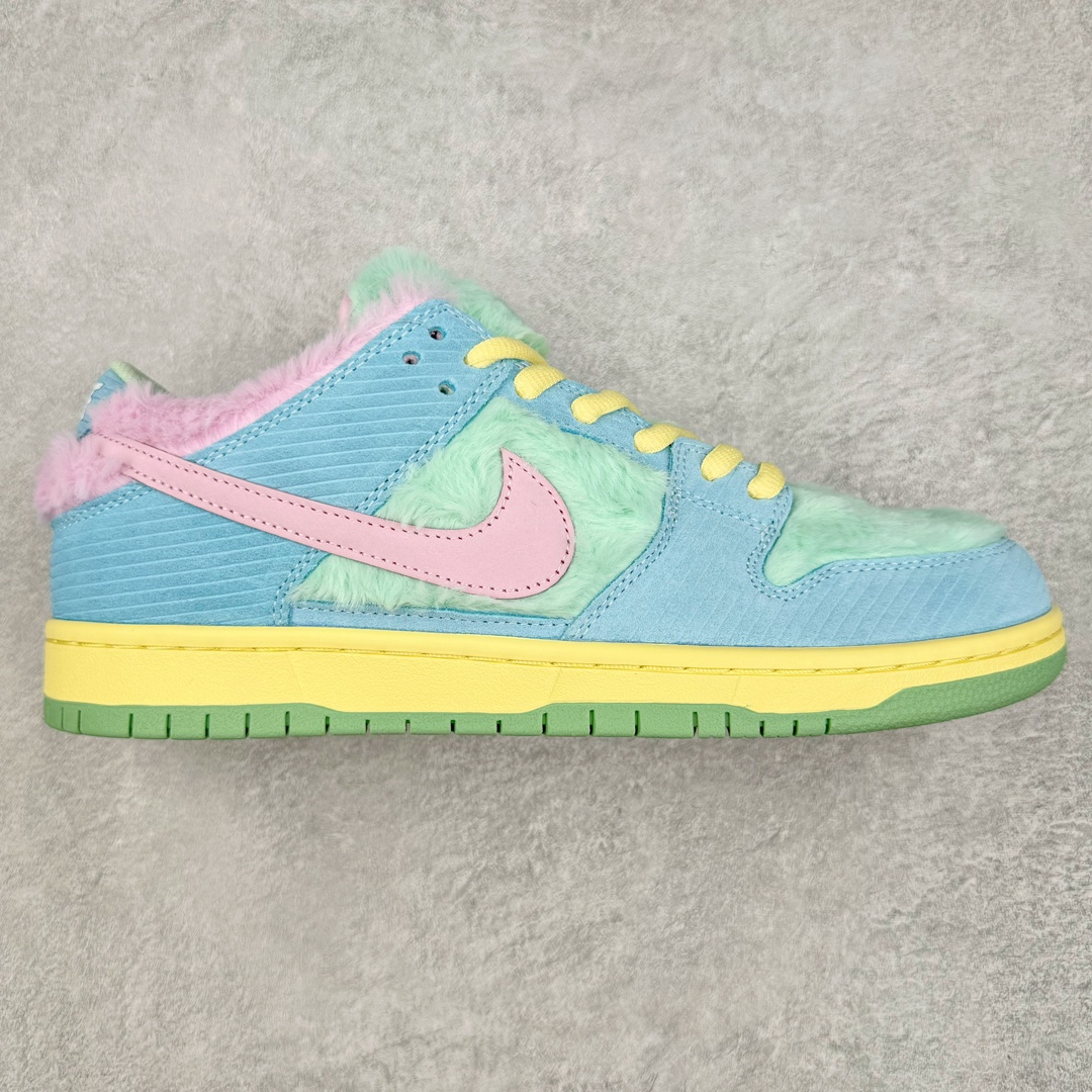 ＃S2纯原 Verdy x NK SB Dunk Low “Visty” 联名 绒毛怪 蓝绿粉 货号：FN6040-400 独家原厂航空铝磨具打磨大底 鞋头坡度极致还原 原盒原配 圈内天花板工艺 原厂冲刀 超高清洁度 全鞋零毛边皮料切割 全套原楦原模倾力打造完美版型 采用原厂百宏鞋带以及原厂百宏织唛舌标 内标可供原厂几率过验 原厂中底布黄色点胶 原厂中底布拉帮走线遵循公司‼️尺码：36 36.5 37.5 38 38.5 39 40 40.5 41 42 42.5 43 44 44.5 45 46 47.5-选品中心