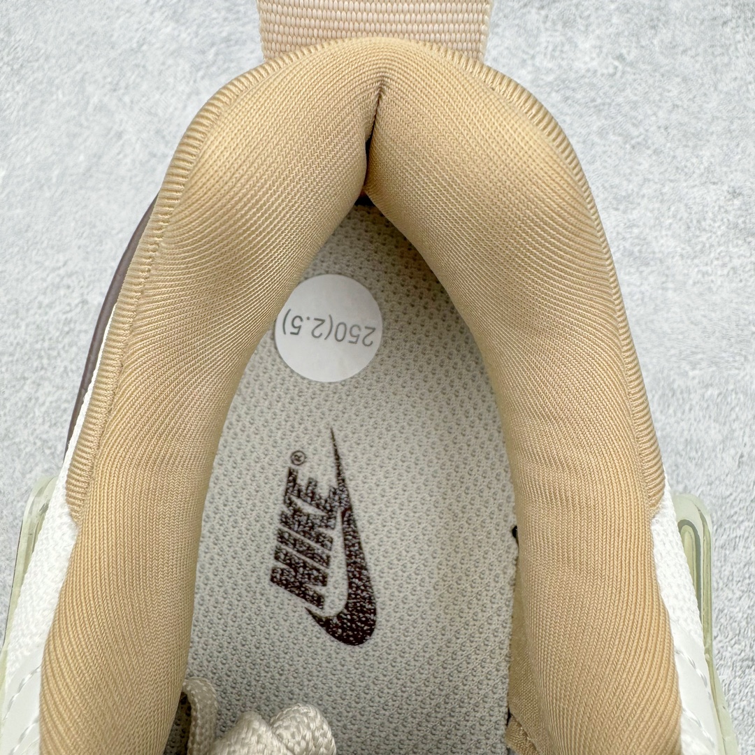 图片[13]-＃HP纯原 NK V2K Runtekk 减震防滑低帮 复古老爹鞋跑步鞋 FD0736-103 鞋款被命名为 Runtekk 设计上借鉴了 2000 年的跑鞋风格 配色上以金属银为主调 简练又有复古运动气质 材质上使用大面积网眼、皮革、TPU 组成 支撑和透气性肯定不错 中底处由 Cushlon 泡绵打造 保证在压马路时可以提供优秀脚感 并通过一手做旧氧化效果突出复古感 中底造型很容易让大家联想到巴黎世家3XL 增高效果同样不能忽视 尺码：35.5 36 36.5 37.5 38 38.5 39 40 40.5 41 42 42.5 43 44 44.5 45 46-选品中心