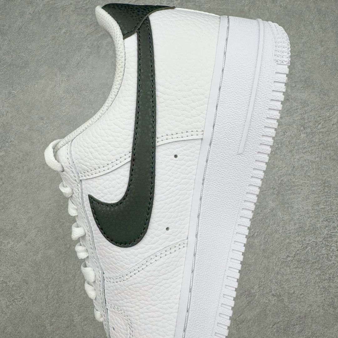 图片[7]-＃绿X/GX NK Air Force 1 Low \’07 空军一号低帮经典板鞋 CT2302-100 全鞋电脑针车 工整有序 原厂港宝加持完美还原灵魂版型 原盒原配从里到外百分百还原 原厂全头层原厂皮料 原标原盒 内置Sole气垫 中底白色背胶 中底划线 已经无限的接近公司 原厂楦头 原厂刺绣 后跟弧度修正 正确中底四线防伪 尺码：40 40.5 41 42 42.5 43 44 44.5 45 46-选品中心