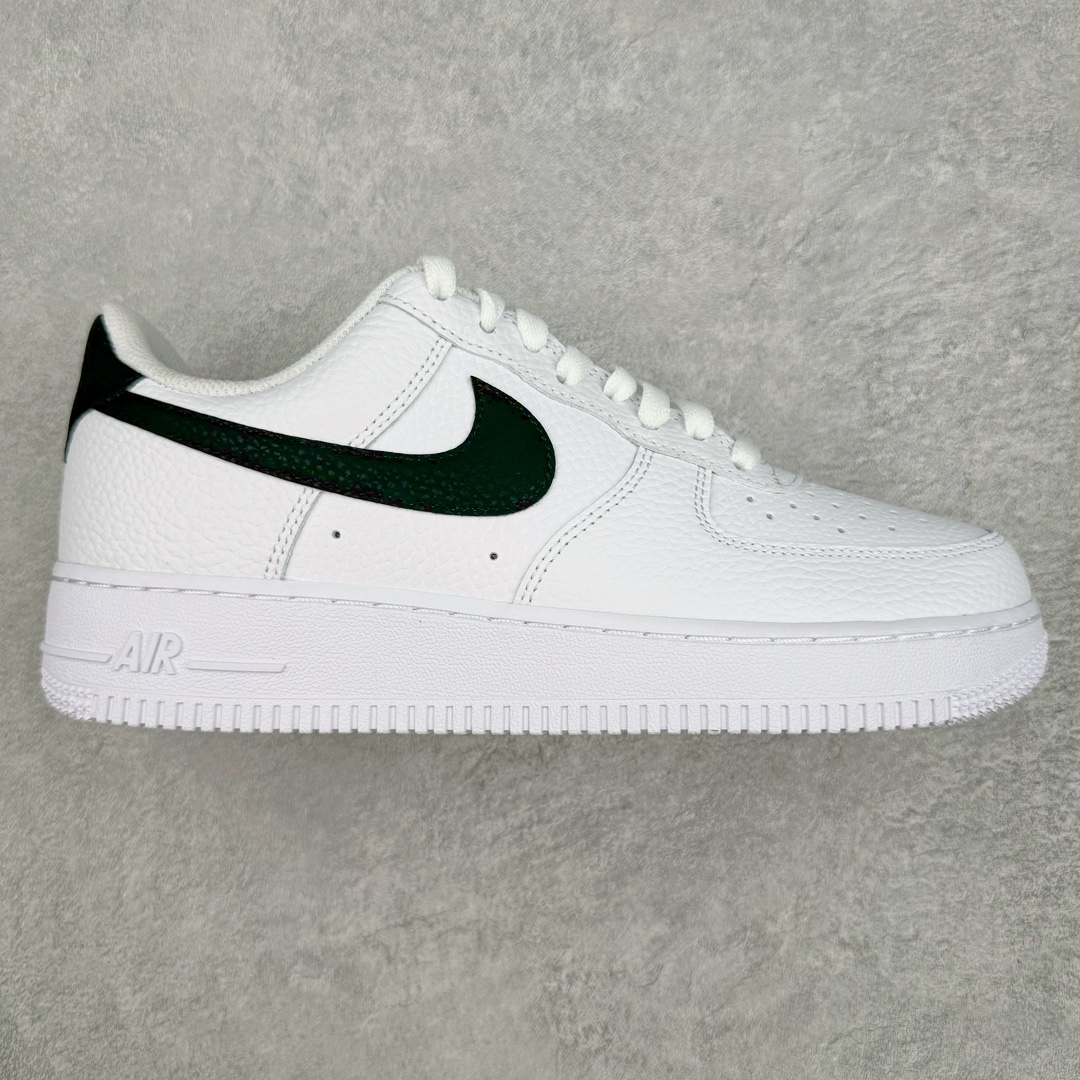 ＃绿X/GX NK Air Force 1 Low \’07 空军一号低帮经典板鞋 CT2302-100 全鞋电脑针车 工整有序 原厂港宝加持完美还原灵魂版型 原盒原配从里到外百分百还原 原厂全头层原厂皮料 原标原盒 内置Sole气垫 中底白色背胶 中底划线 已经无限的接近公司 原厂楦头 原厂刺绣 后跟弧度修正 正确中底四线防伪 尺码：40 40.5 41 42 42.5 43 44 44.5 45 46-选品中心
