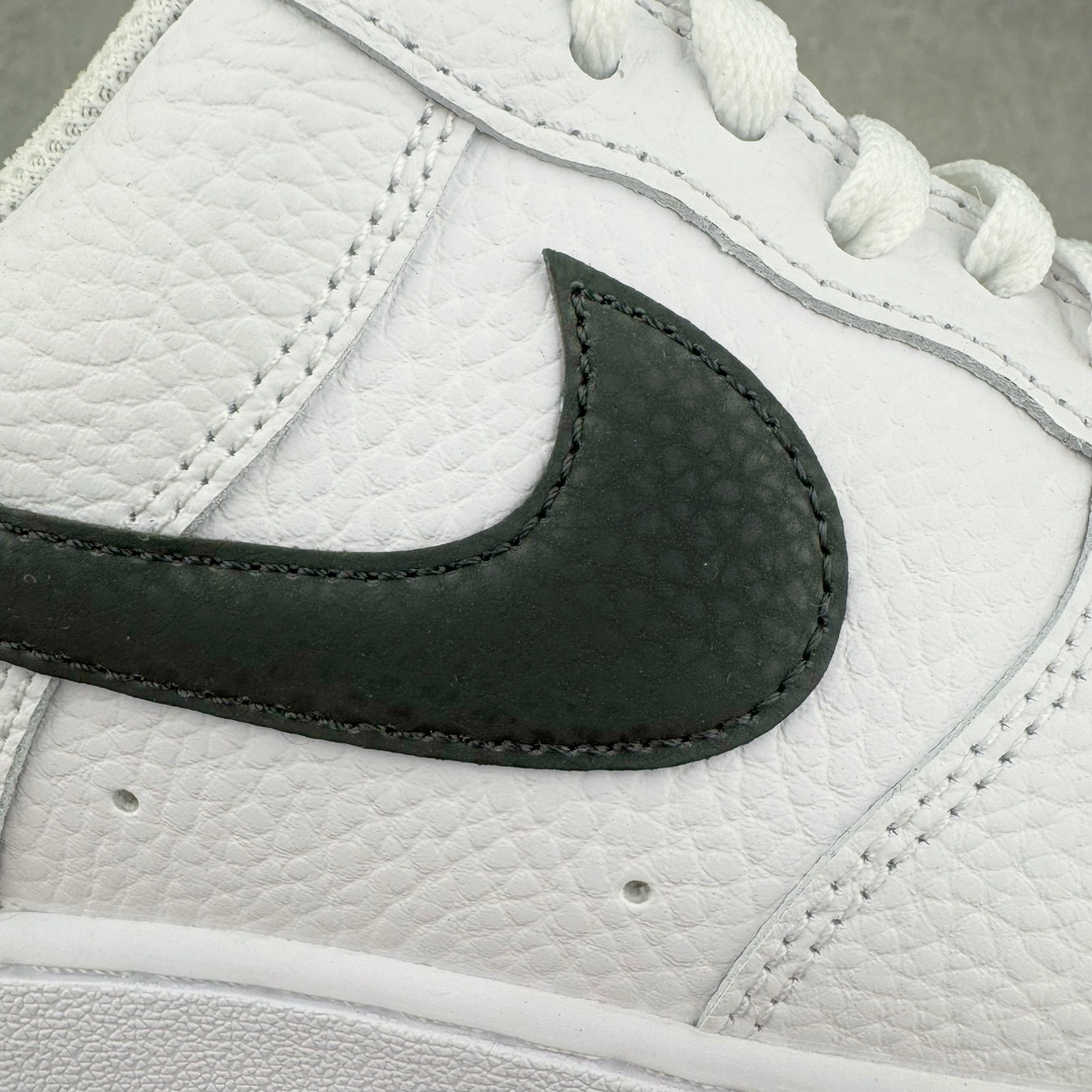 图片[15]-＃绿X/GX NK Air Force 1 Low \’07 空军一号低帮经典板鞋 CT2302-100 全鞋电脑针车 工整有序 原厂港宝加持完美还原灵魂版型 原盒原配从里到外百分百还原 原厂全头层原厂皮料 原标原盒 内置Sole气垫 中底白色背胶 中底划线 已经无限的接近公司 原厂楦头 原厂刺绣 后跟弧度修正 正确中底四线防伪 尺码：40 40.5 41 42 42.5 43 44 44.5 45 46-选品中心