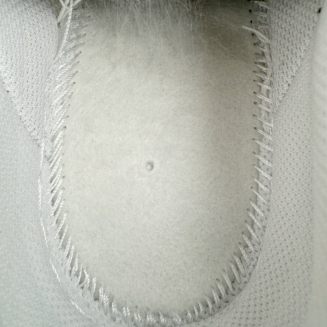 图片[10]-＃绿X/GX NK Air Force 1 Low \’07 空军一号低帮经典板鞋 FJ4146-100 全鞋电脑针车 工整有序 原厂港宝加持完美还原灵魂版型 原盒原配从里到外百分百还原 原厂全头层原厂皮料 原标原盒 内置Sole气垫 中底白色背胶 中底划线 已经无限的接近公司 原厂楦头 原厂刺绣 后跟弧度修正 正确中底四线防伪 尺码：40 40.5 41 42 42.5 43 44 44.5 45 46-选品中心