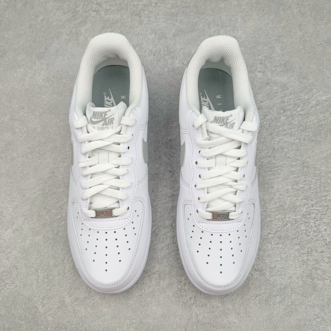 图片[2]-＃绿X/GX NK Air Force 1 Low \’07 空军一号低帮经典板鞋 FJ4146-100 全鞋电脑针车 工整有序 原厂港宝加持完美还原灵魂版型 原盒原配从里到外百分百还原 原厂全头层原厂皮料 原标原盒 内置Sole气垫 中底白色背胶 中底划线 已经无限的接近公司 原厂楦头 原厂刺绣 后跟弧度修正 正确中底四线防伪 尺码：40 40.5 41 42 42.5 43 44 44.5 45 46-选品中心