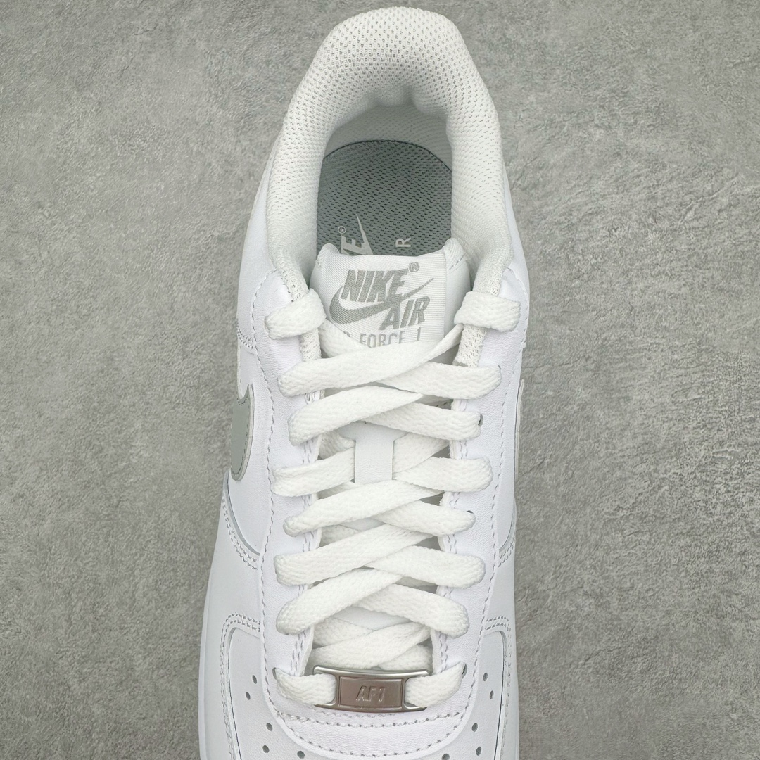 图片[5]-＃绿X/GX NK Air Force 1 Low \’07 空军一号低帮经典板鞋 FJ4146-100 全鞋电脑针车 工整有序 原厂港宝加持完美还原灵魂版型 原盒原配从里到外百分百还原 原厂全头层原厂皮料 原标原盒 内置Sole气垫 中底白色背胶 中底划线 已经无限的接近公司 原厂楦头 原厂刺绣 后跟弧度修正 正确中底四线防伪 尺码：40 40.5 41 42 42.5 43 44 44.5 45 46-选品中心