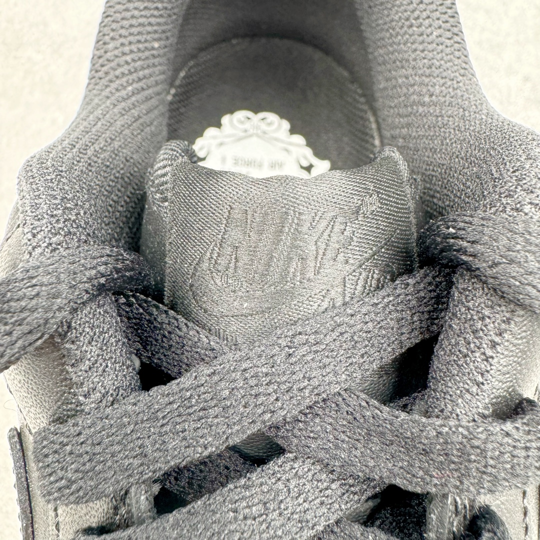 图片[16]-＃绿X NK Air Force 1 Low \’07 空军一号低帮经典板鞋 纯黑 DD8959-001/CW2288-001 全鞋电脑针车 工整有序 原厂港宝加持完美还原灵魂版型 原盒原配从里到外百分百还原 原厂全头层原厂皮料 原标原盒 内置Sole气垫 中底白色背胶 中底划线 已经无限的接近公司 原厂楦头 原厂刺绣 后跟弧度修正 正确中底四线防伪 尺码：35.5 36 36.5 37.5 38 38.5 39 40 40.5 41 42 42.5 43 44 44.5 45 46 47.5-选品中心