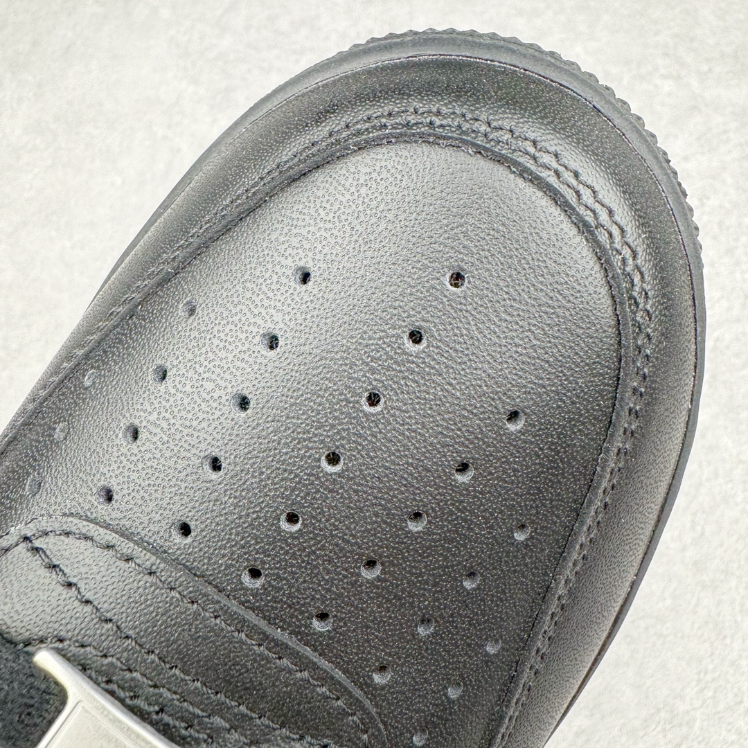 图片[18]-＃绿X NK Air Force 1 Low \’07 空军一号低帮经典板鞋 纯黑 DD8959-001/CW2288-001 全鞋电脑针车 工整有序 原厂港宝加持完美还原灵魂版型 原盒原配从里到外百分百还原 原厂全头层原厂皮料 原标原盒 内置Sole气垫 中底白色背胶 中底划线 已经无限的接近公司 原厂楦头 原厂刺绣 后跟弧度修正 正确中底四线防伪 尺码：35.5 36 36.5 37.5 38 38.5 39 40 40.5 41 42 42.5 43 44 44.5 45 46 47.5-选品中心