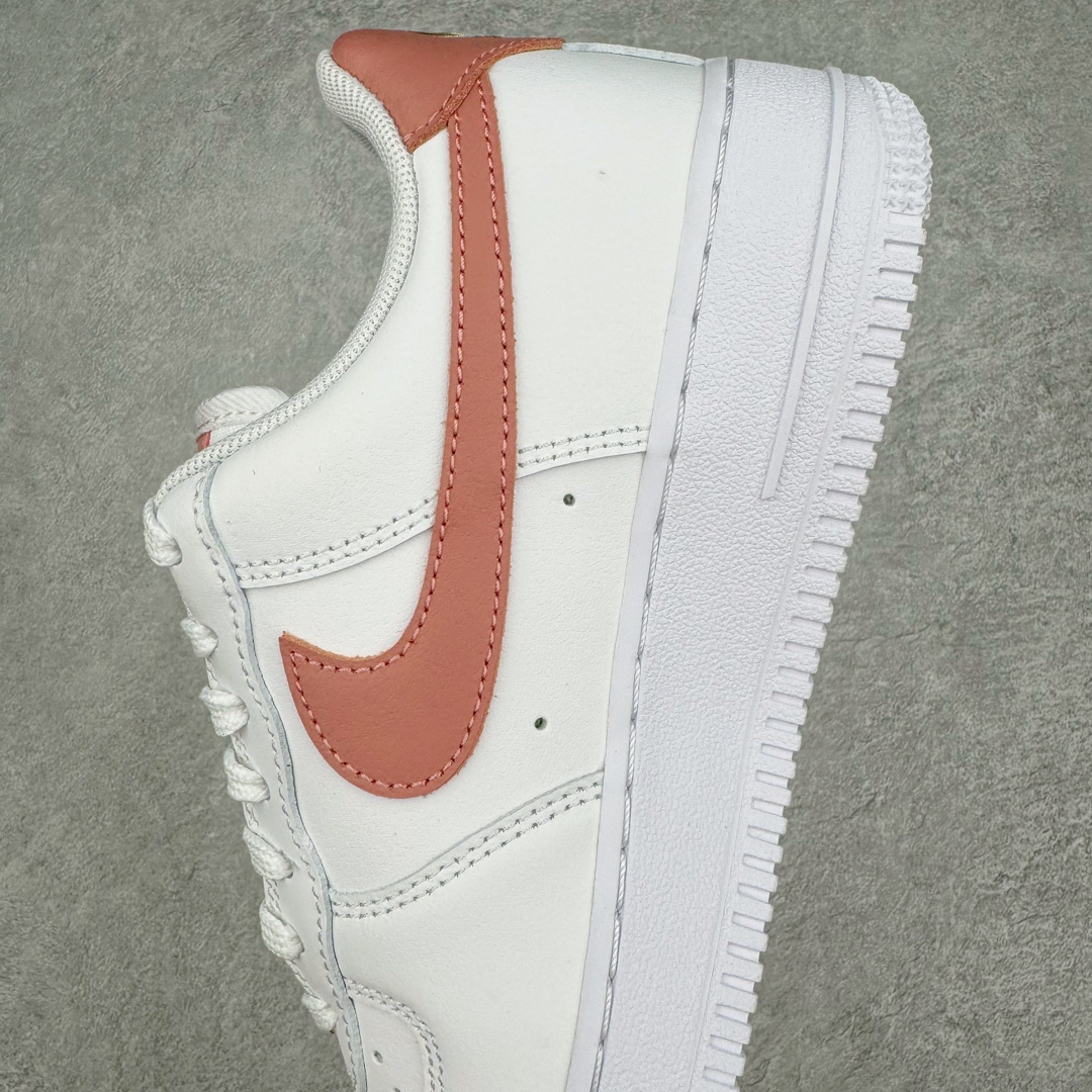 图片[7]-＃绿X NK Air Force 1 Low \’07 空军一号低帮经典板鞋 CZ0270-103 全鞋电脑针车 工整有序 原厂港宝加持完美还原灵魂版型 原盒原配从里到外百分百还原 原厂全头层原厂皮料 原标原盒 内置Sole气垫 中底白色背胶 中底划线 已经无限的接近公司 原厂楦头 原厂刺绣 后跟弧度修正 正确中底四线防伪 尺码：35.5 36 36.5 37.5 38 38.5 39 40 40.5 41-选品中心
