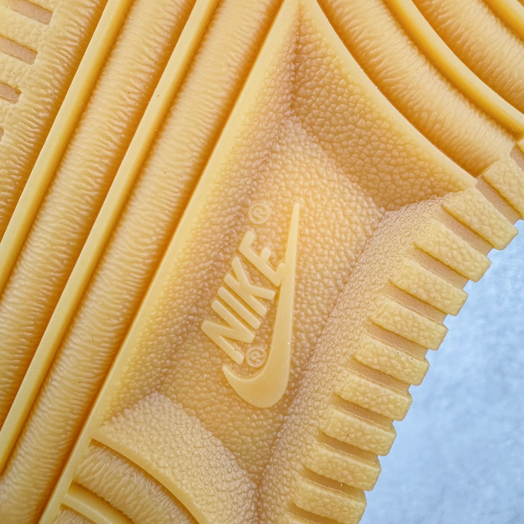 图片[21]-＃绿X NK Air Force 1 Low 07 LV8 \\\”Wheat Flax\\\” 空军一号低帮 小麦色 CJ9179-200 全鞋电脑针车 工整有序 原厂港宝加持完美还原灵魂版型 原盒原配从里到外百分百还原 原厂全头层原厂皮料 原标原盒 内置Sole气垫 中底白色背胶 中底划线 已经无限的接近公司 原厂楦头 原厂刺绣 后跟弧度修正 正确中底四线防伪 尺码：39 40 40.5 41 42 42.5 43 44 44.5 45 46-选品中心