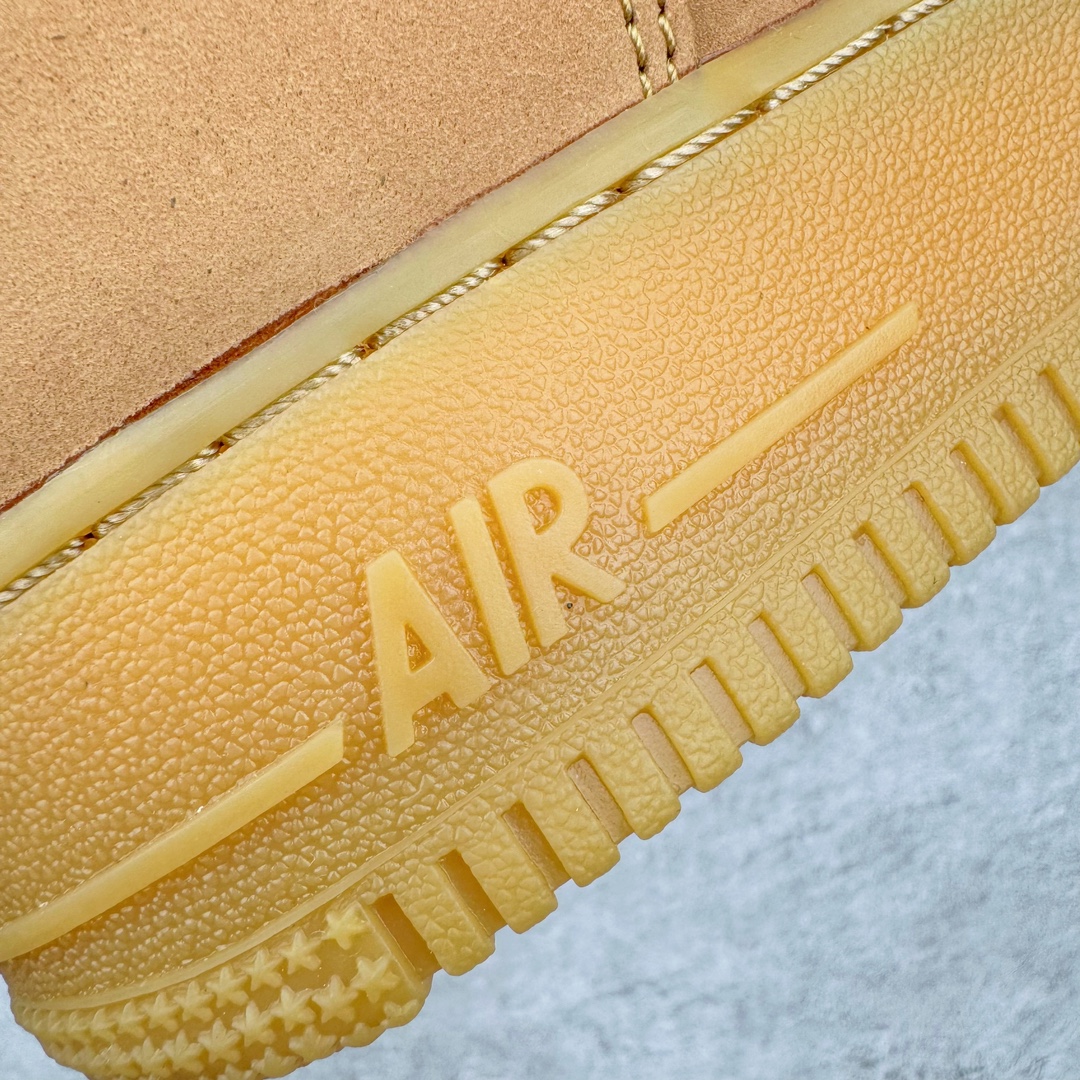 图片[16]-＃绿X NK Air Force 1 Low 07 LV8 \\\”Wheat Flax\\\” 空军一号低帮 小麦色 CJ9179-200 全鞋电脑针车 工整有序 原厂港宝加持完美还原灵魂版型 原盒原配从里到外百分百还原 原厂全头层原厂皮料 原标原盒 内置Sole气垫 中底白色背胶 中底划线 已经无限的接近公司 原厂楦头 原厂刺绣 后跟弧度修正 正确中底四线防伪 尺码：39 40 40.5 41 42 42.5 43 44 44.5 45 46-选品中心