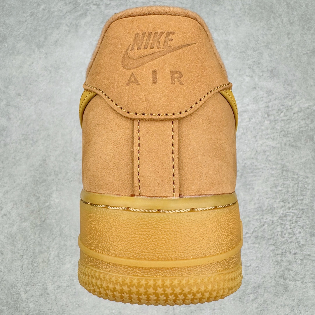 图片[8]-＃绿X NK Air Force 1 Low 07 LV8 \\\”Wheat Flax\\\” 空军一号低帮 小麦色 CJ9179-200 全鞋电脑针车 工整有序 原厂港宝加持完美还原灵魂版型 原盒原配从里到外百分百还原 原厂全头层原厂皮料 原标原盒 内置Sole气垫 中底白色背胶 中底划线 已经无限的接近公司 原厂楦头 原厂刺绣 后跟弧度修正 正确中底四线防伪 尺码：39 40 40.5 41 42 42.5 43 44 44.5 45 46-选品中心