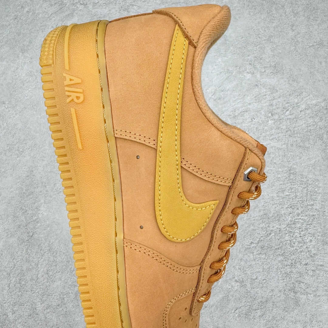图片[6]-＃绿X NK Air Force 1 Low 07 LV8 \\\”Wheat Flax\\\” 空军一号低帮 小麦色 CJ9179-200 全鞋电脑针车 工整有序 原厂港宝加持完美还原灵魂版型 原盒原配从里到外百分百还原 原厂全头层原厂皮料 原标原盒 内置Sole气垫 中底白色背胶 中底划线 已经无限的接近公司 原厂楦头 原厂刺绣 后跟弧度修正 正确中底四线防伪 尺码：39 40 40.5 41 42 42.5 43 44 44.5 45 46-选品中心