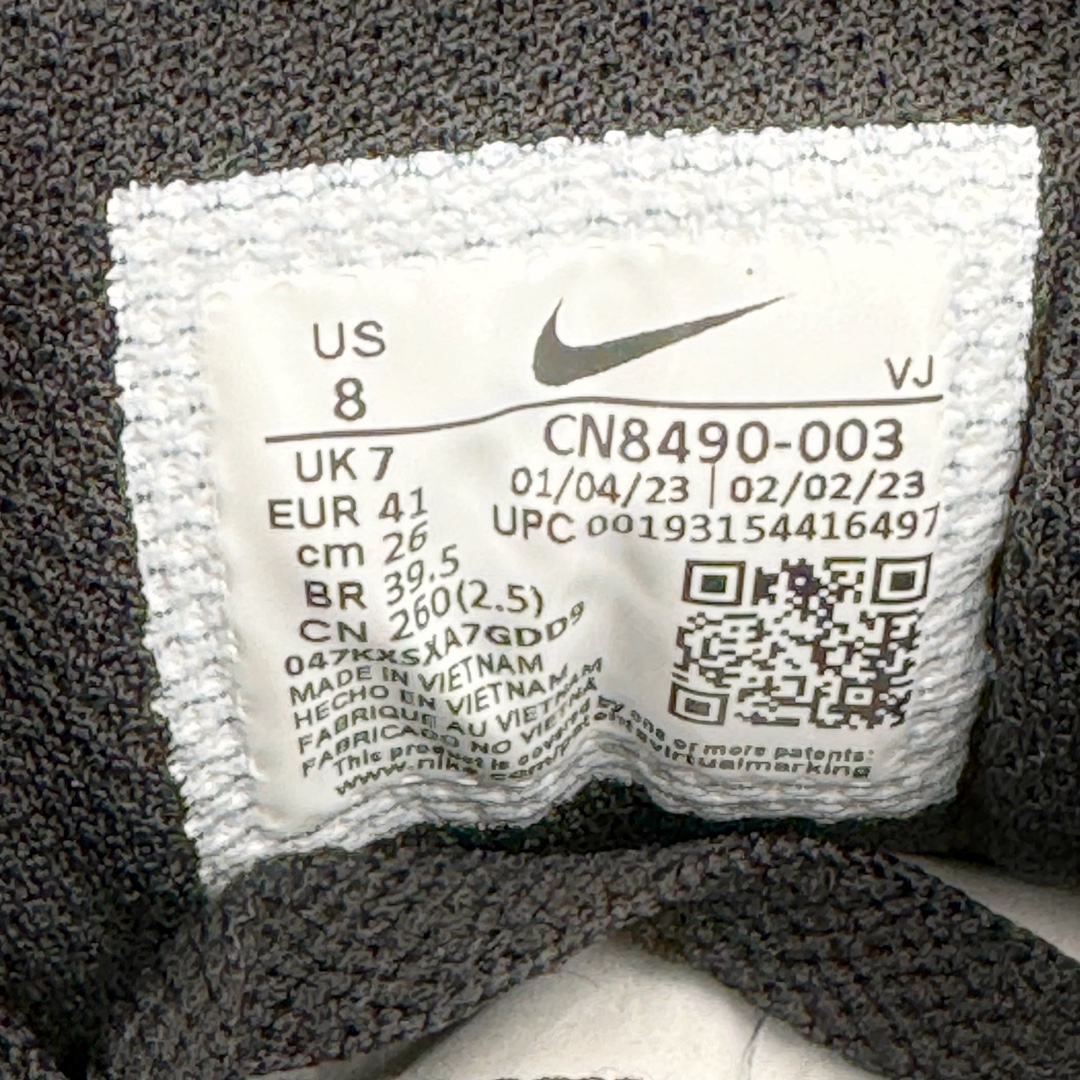 图片[12]-＃绿X/GX NK Air MAX 90 气垫复古减震跑步鞋 CN8490-003 经典重温 独家陆续补货 外单专供大厂出品 品质稳定 一百余色 终端操作 Air Max 90于1990年推出 来自Air Max系列 在Air Max 1的基础上改进而得 增加了气垫面积 外型上也更为流线 最特別的就是加入了菱纹塑胶嵌板 为Air Max 90增添了许多潮流气息 皮革鞋面 造就出色耐穿性和支撑力 Max Air缓震配置搭配泡棉中底 令Air Max 90轻盈而舒适 华夫格橡胶外底 铸就Air Max 90非凡的抓地力 而Air Max 90不仅是一双跑鞋 它成功跨越了时间的演进 成为了球鞋文化与潮流圈中最熟为人知的鞋款之一 尺码：40 40.5 41 42 42.5 43 44 44.5 45 46-选品中心