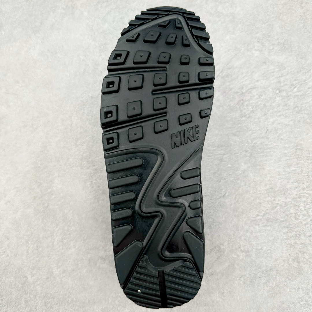 图片[9]-＃绿X/GX NK Air MAX 90 气垫复古减震跑步鞋 CN8490-003 经典重温 独家陆续补货 外单专供大厂出品 品质稳定 一百余色 终端操作 Air Max 90于1990年推出 来自Air Max系列 在Air Max 1的基础上改进而得 增加了气垫面积 外型上也更为流线 最特別的就是加入了菱纹塑胶嵌板 为Air Max 90增添了许多潮流气息 皮革鞋面 造就出色耐穿性和支撑力 Max Air缓震配置搭配泡棉中底 令Air Max 90轻盈而舒适 华夫格橡胶外底 铸就Air Max 90非凡的抓地力 而Air Max 90不仅是一双跑鞋 它成功跨越了时间的演进 成为了球鞋文化与潮流圈中最熟为人知的鞋款之一 尺码：40 40.5 41 42 42.5 43 44 44.5 45 46-选品中心
