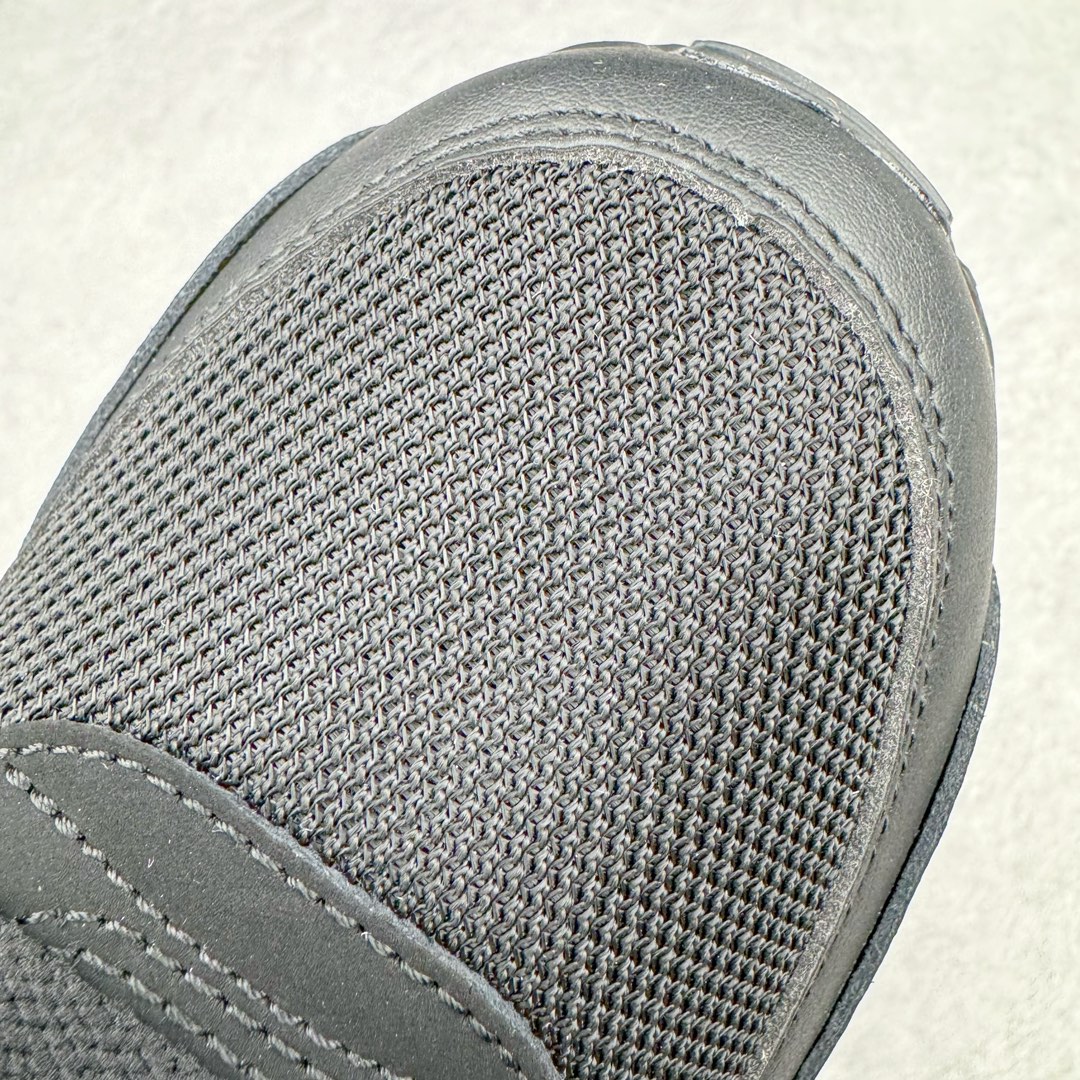 图片[16]-＃绿X/GX NK Air MAX 90 气垫复古减震跑步鞋 CN8490-003 经典重温 独家陆续补货 外单专供大厂出品 品质稳定 一百余色 终端操作 Air Max 90于1990年推出 来自Air Max系列 在Air Max 1的基础上改进而得 增加了气垫面积 外型上也更为流线 最特別的就是加入了菱纹塑胶嵌板 为Air Max 90增添了许多潮流气息 皮革鞋面 造就出色耐穿性和支撑力 Max Air缓震配置搭配泡棉中底 令Air Max 90轻盈而舒适 华夫格橡胶外底 铸就Air Max 90非凡的抓地力 而Air Max 90不仅是一双跑鞋 它成功跨越了时间的演进 成为了球鞋文化与潮流圈中最熟为人知的鞋款之一 尺码：40 40.5 41 42 42.5 43 44 44.5 45 46-选品中心