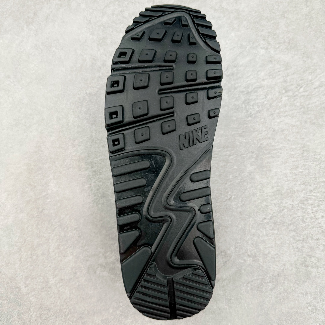 图片[9]-＃绿X/GX NK Air MAX 90 气垫复古减震跑步鞋 FJ4218-001 经典重温 独家陆续补货 外单专供大厂出品 品质稳定 一百余色 终端操作 Air Max 90于1990年推出 来自Air Max系列 在Air Max 1的基础上改进而得 增加了气垫面积 外型上也更为流线 最特別的就是加入了菱纹塑胶嵌板 为Air Max 90增添了许多潮流气息 皮革鞋面 造就出色耐穿性和支撑力 Max Air缓震配置搭配泡棉中底 令Air Max 90轻盈而舒适 华夫格橡胶外底 铸就Air Max 90非凡的抓地力 而Air Max 90不仅是一双跑鞋 它成功跨越了时间的演进 成为了球鞋文化与潮流圈中最熟为人知的鞋款之一 尺码：40 40.5 41 42 42.5 43 44 44.5 45 46-选品中心