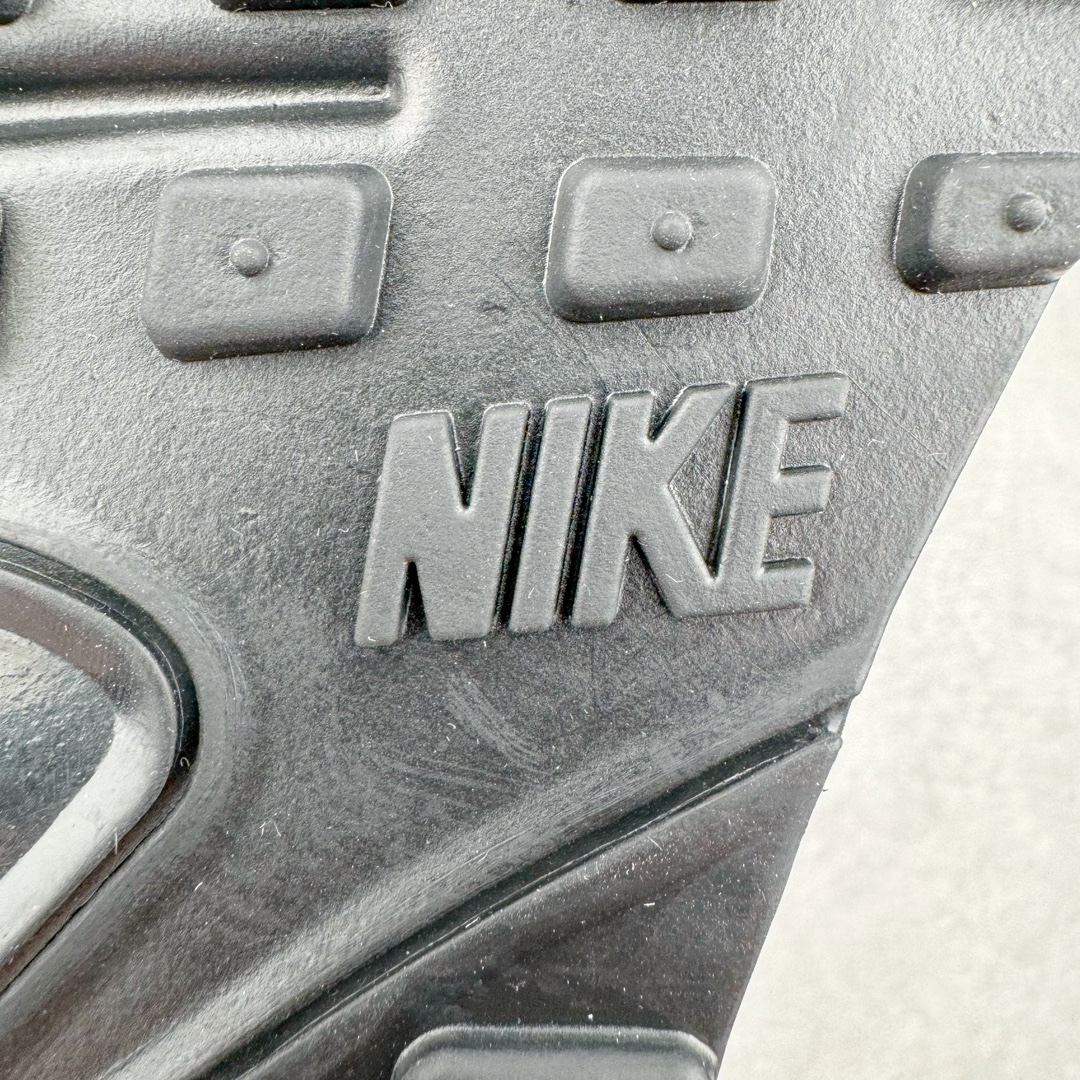 图片[12]-＃绿X/GX NK Air MAX 90 气垫复古减震跑步鞋 FJ4218-001 经典重温 独家陆续补货 外单专供大厂出品 品质稳定 一百余色 终端操作 Air Max 90于1990年推出 来自Air Max系列 在Air Max 1的基础上改进而得 增加了气垫面积 外型上也更为流线 最特別的就是加入了菱纹塑胶嵌板 为Air Max 90增添了许多潮流气息 皮革鞋面 造就出色耐穿性和支撑力 Max Air缓震配置搭配泡棉中底 令Air Max 90轻盈而舒适 华夫格橡胶外底 铸就Air Max 90非凡的抓地力 而Air Max 90不仅是一双跑鞋 它成功跨越了时间的演进 成为了球鞋文化与潮流圈中最熟为人知的鞋款之一 尺码：40 40.5 41 42 42.5 43 44 44.5 45 46-选品中心