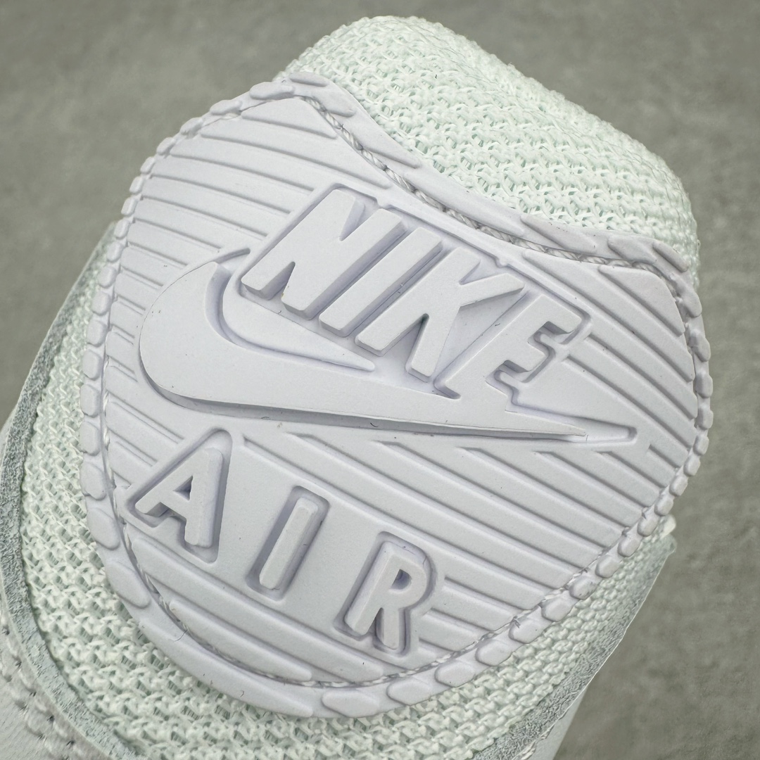 图片[13]-＃绿X/GX NK Air MAX 90 气垫复古减震跑步鞋 CN8490-100 经典重温 独家陆续补货 外单专供大厂出品 品质稳定 一百余色 终端操作 Air Max 90于1990年推出 来自Air Max系列 在Air Max 1的基础上改进而得 增加了气垫面积 外型上也更为流线 最特別的就是加入了菱纹塑胶嵌板 为Air Max 90增添了许多潮流气息 皮革鞋面 造就出色耐穿性和支撑力 Max Air缓震配置搭配泡棉中底 令Air Max 90轻盈而舒适 华夫格橡胶外底 铸就Air Max 90非凡的抓地力 而Air Max 90不仅是一双跑鞋 它成功跨越了时间的演进 成为了球鞋文化与潮流圈中最熟为人知的鞋款之一 尺码：40 40.5 41 42 42.5 43 44 44.5 45 46-选品中心