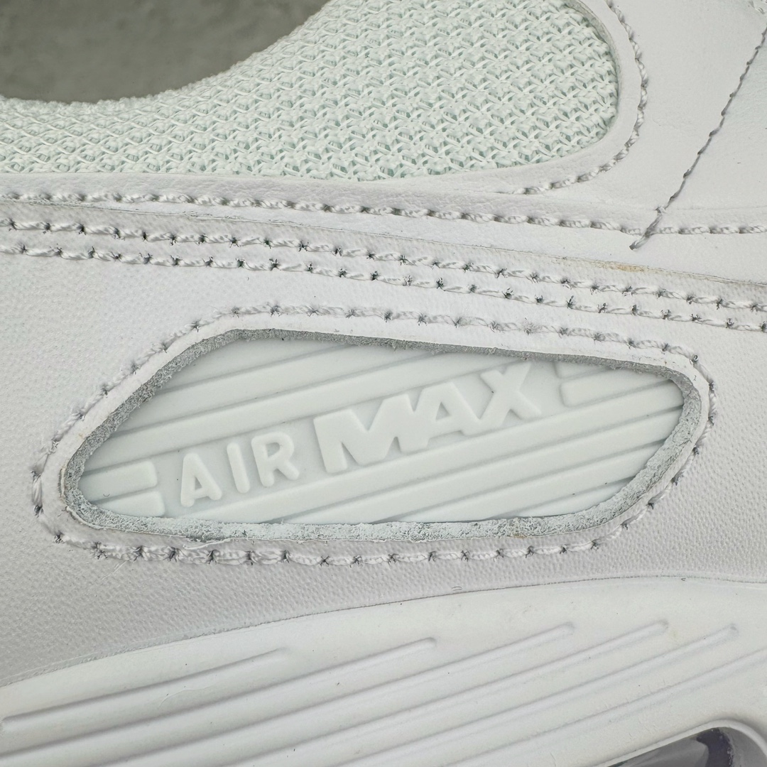 图片[17]-＃绿X/GX NK Air MAX 90 气垫复古减震跑步鞋 CN8490-100 经典重温 独家陆续补货 外单专供大厂出品 品质稳定 一百余色 终端操作 Air Max 90于1990年推出 来自Air Max系列 在Air Max 1的基础上改进而得 增加了气垫面积 外型上也更为流线 最特別的就是加入了菱纹塑胶嵌板 为Air Max 90增添了许多潮流气息 皮革鞋面 造就出色耐穿性和支撑力 Max Air缓震配置搭配泡棉中底 令Air Max 90轻盈而舒适 华夫格橡胶外底 铸就Air Max 90非凡的抓地力 而Air Max 90不仅是一双跑鞋 它成功跨越了时间的演进 成为了球鞋文化与潮流圈中最熟为人知的鞋款之一 尺码：40 40.5 41 42 42.5 43 44 44.5 45 46-选品中心