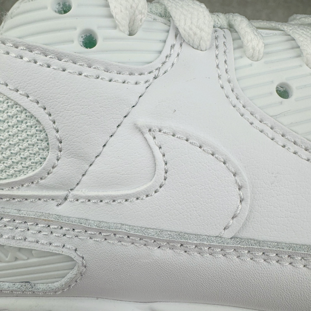 图片[15]-＃绿X/GX NK Air MAX 90 气垫复古减震跑步鞋 CN8490-100 经典重温 独家陆续补货 外单专供大厂出品 品质稳定 一百余色 终端操作 Air Max 90于1990年推出 来自Air Max系列 在Air Max 1的基础上改进而得 增加了气垫面积 外型上也更为流线 最特別的就是加入了菱纹塑胶嵌板 为Air Max 90增添了许多潮流气息 皮革鞋面 造就出色耐穿性和支撑力 Max Air缓震配置搭配泡棉中底 令Air Max 90轻盈而舒适 华夫格橡胶外底 铸就Air Max 90非凡的抓地力 而Air Max 90不仅是一双跑鞋 它成功跨越了时间的演进 成为了球鞋文化与潮流圈中最熟为人知的鞋款之一 尺码：40 40.5 41 42 42.5 43 44 44.5 45 46-选品中心