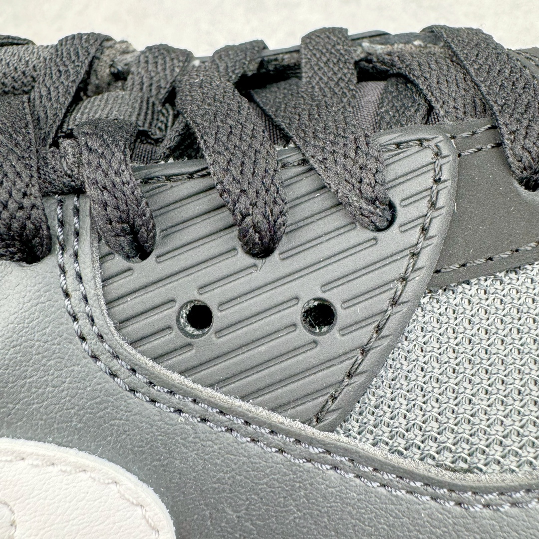 图片[16]-＃绿X/GX NK Air MAX 90 气垫复古减震跑步鞋 CN8490-002 经典重温 独家陆续补货 外单专供大厂出品 品质稳定 一百余色 终端操作 Air Max 90于1990年推出 来自Air Max系列 在Air Max 1的基础上改进而得 增加了气垫面积 外型上也更为流线 最特別的就是加入了菱纹塑胶嵌板 为Air Max 90增添了许多潮流气息 皮革鞋面 造就出色耐穿性和支撑力 Max Air缓震配置搭配泡棉中底 令Air Max 90轻盈而舒适 华夫格橡胶外底 铸就Air Max 90非凡的抓地力 而Air Max 90不仅是一双跑鞋 它成功跨越了时间的演进 成为了球鞋文化与潮流圈中最熟为人知的鞋款之一 尺码：40 40.5 41 42 42.5 43 44 44.5 45 46-选品中心