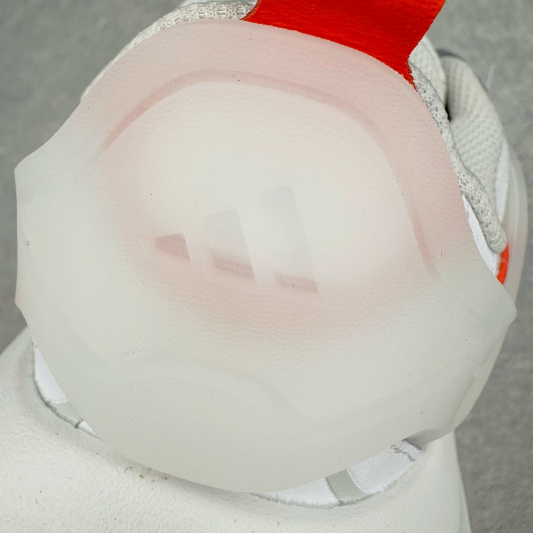 图片[12]-＃HP纯原 AD XLG Runner Deluxe 跑步者豪华版系列低帮厚底增高老爹风复古缓震休闲运动慢跑鞋 JP5758 自从阿迪达斯和巴黎世家合作后，没少出双方联名的平替。结果根据最新情报，阿迪现在已经把手伸到了巴家爆款3XL的身上，新鞋Xlg Runner Deluxe实物曝光，emm，鞋款整体一眼丁真是巴黎世家Track＋3XL大底的缝合怪版本，要不是鞋侧明晃晃的adidas三道杠Logo，估计各位看了都得蒙。这波不能说是完全复制巴黎世家，但也多少有点借鉴的味道了。新鞋基本就是在阿迪经典\\\”Climacool\\\”鞋款的基础上，升级了Boots大底以及加入了\\\”巴味\\\”设计元素…尺码：35 36 36⅔ 37⅓ 38 38⅔ 39⅓ 40 40⅔ 41⅓ 42 42⅔ 43⅓ 44 44⅔ 45 46-选品中心