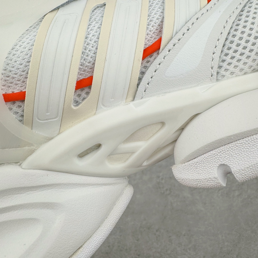 图片[16]-＃HP纯原 AD XLG Runner Deluxe 跑步者豪华版系列低帮厚底增高老爹风复古缓震休闲运动慢跑鞋 JP5758 自从阿迪达斯和巴黎世家合作后，没少出双方联名的平替。结果根据最新情报，阿迪现在已经把手伸到了巴家爆款3XL的身上，新鞋Xlg Runner Deluxe实物曝光，emm，鞋款整体一眼丁真是巴黎世家Track＋3XL大底的缝合怪版本，要不是鞋侧明晃晃的adidas三道杠Logo，估计各位看了都得蒙。这波不能说是完全复制巴黎世家，但也多少有点借鉴的味道了。新鞋基本就是在阿迪经典\\\”Climacool\\\”鞋款的基础上，升级了Boots大底以及加入了\\\”巴味\\\”设计元素…尺码：35 36 36⅔ 37⅓ 38 38⅔ 39⅓ 40 40⅔ 41⅓ 42 42⅔ 43⅓ 44 44⅔ 45 46-选品中心