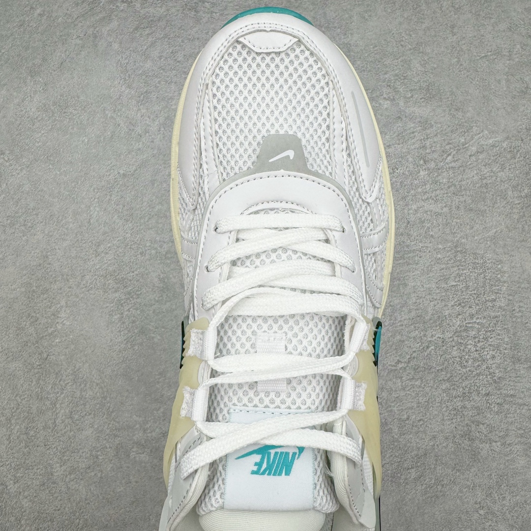 图片[4]-NK V2K Runtekk 减震防滑低帮 复古老爹鞋跑步鞋 FD0736-105 鞋款被命名为 Runtekk 设计上借鉴了 2000 年的跑鞋风格 配色上以金属银为主调 简练又有复古运动气质 材质上使用大面积网眼、皮革、TPU 组成 支撑和透气性肯定不错 中底处由 Cushlon 泡绵打造 保证在压马路时可以提供优秀脚感 并通过一手做旧氧化效果突出复古感 中底造型很容易让大家联想到巴黎世家3XL 增高效果同样不能忽视 尺码：36 36.5 37.5 38 38.5 39 40 40.5 41 42 42.5 43 44 44.5 45-选品中心