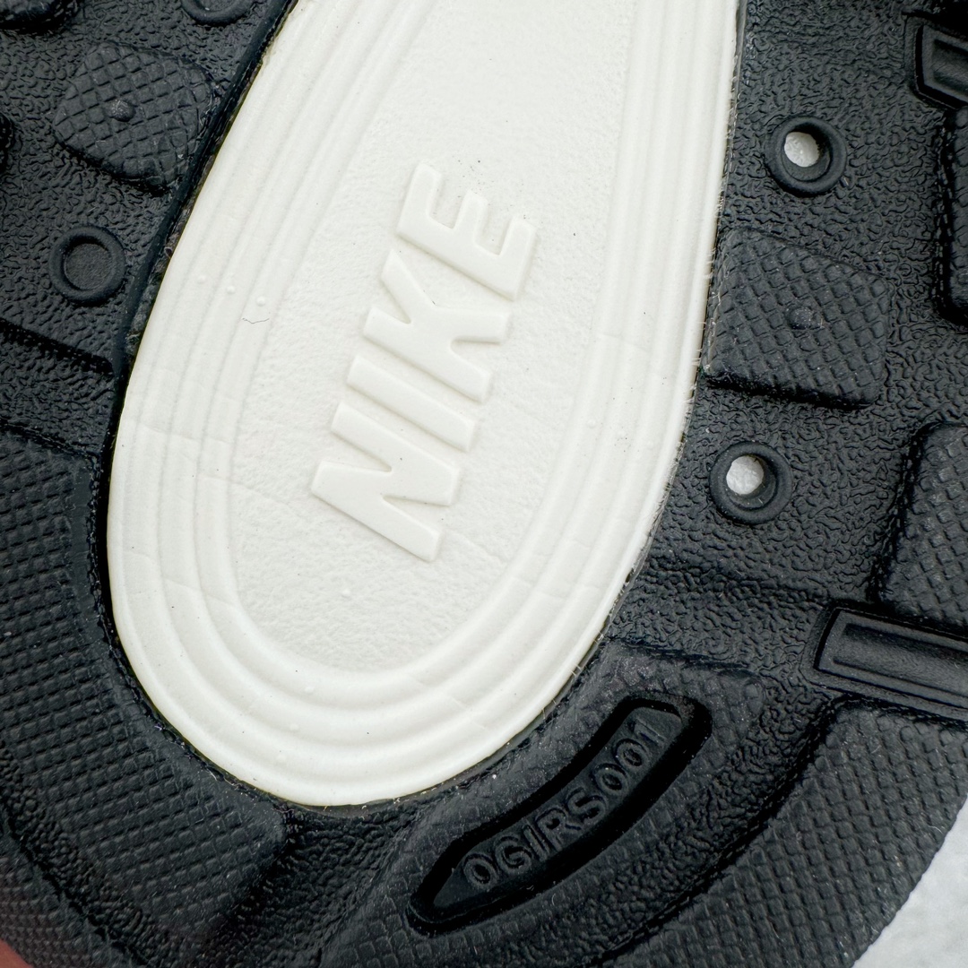 图片[23]-＃CS纯原 NK P-6000 系列低帮复古老爹风休闲运动舒适慢跑鞋 银灰 CN0149-001 购入原鞋原装纸板楦头开发 独家私模四层组合大底 市场唯一正确版本 良心定价 新配色陆续出货 进口三文治网面 融合 Pegasus 过往运动鞋设计 助力 21 世纪早期跑步运动跃升时尚新高度 采用透气网眼布、运动风格线条和耐穿覆面 兼具吸睛外观和舒适感受 中底泡绵以田径赛道为灵感 打造厚实设计 缔造出众缓震性能 尺码：36 36.5 37.5 38 38.5 39 40 40.5 41 42 42.5 43 44 44.5 45-选品中心