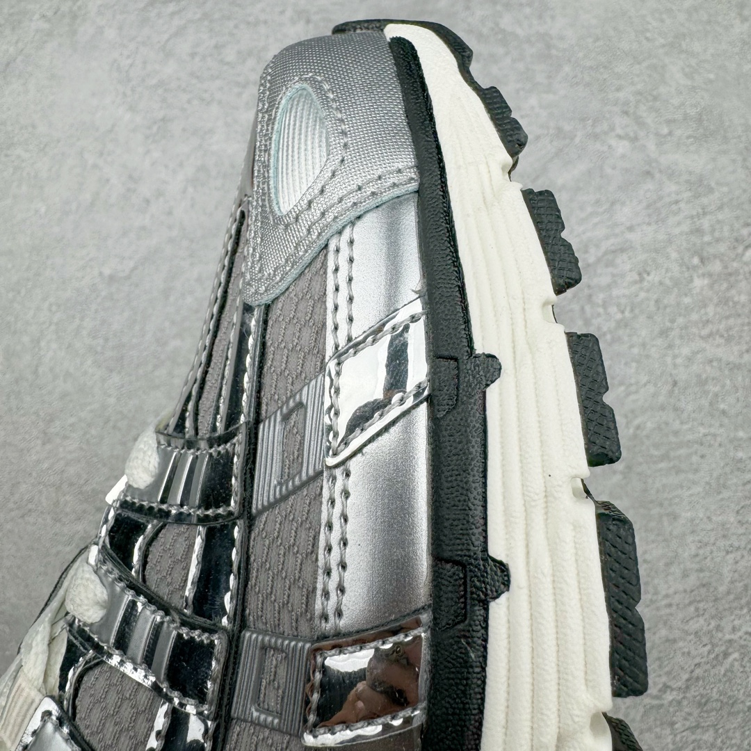 图片[21]-＃CS纯原 NK P-6000 系列低帮复古老爹风休闲运动舒适慢跑鞋 银灰 CN0149-001 购入原鞋原装纸板楦头开发 独家私模四层组合大底 市场唯一正确版本 良心定价 新配色陆续出货 进口三文治网面 融合 Pegasus 过往运动鞋设计 助力 21 世纪早期跑步运动跃升时尚新高度 采用透气网眼布、运动风格线条和耐穿覆面 兼具吸睛外观和舒适感受 中底泡绵以田径赛道为灵感 打造厚实设计 缔造出众缓震性能 尺码：36 36.5 37.5 38 38.5 39 40 40.5 41 42 42.5 43 44 44.5 45-选品中心